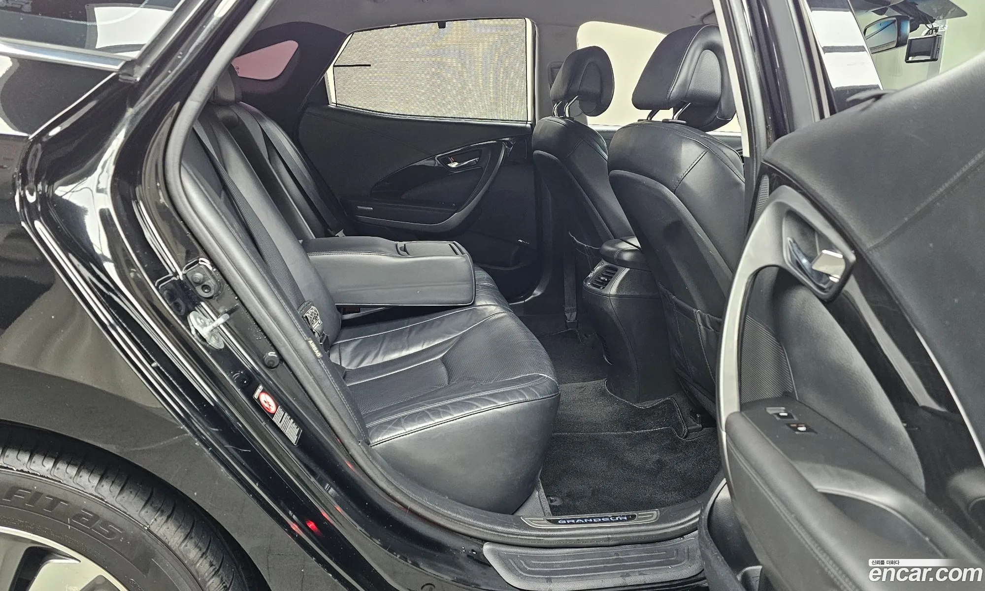 Hyundai Grandeur HG Hybrid 2015 — 9