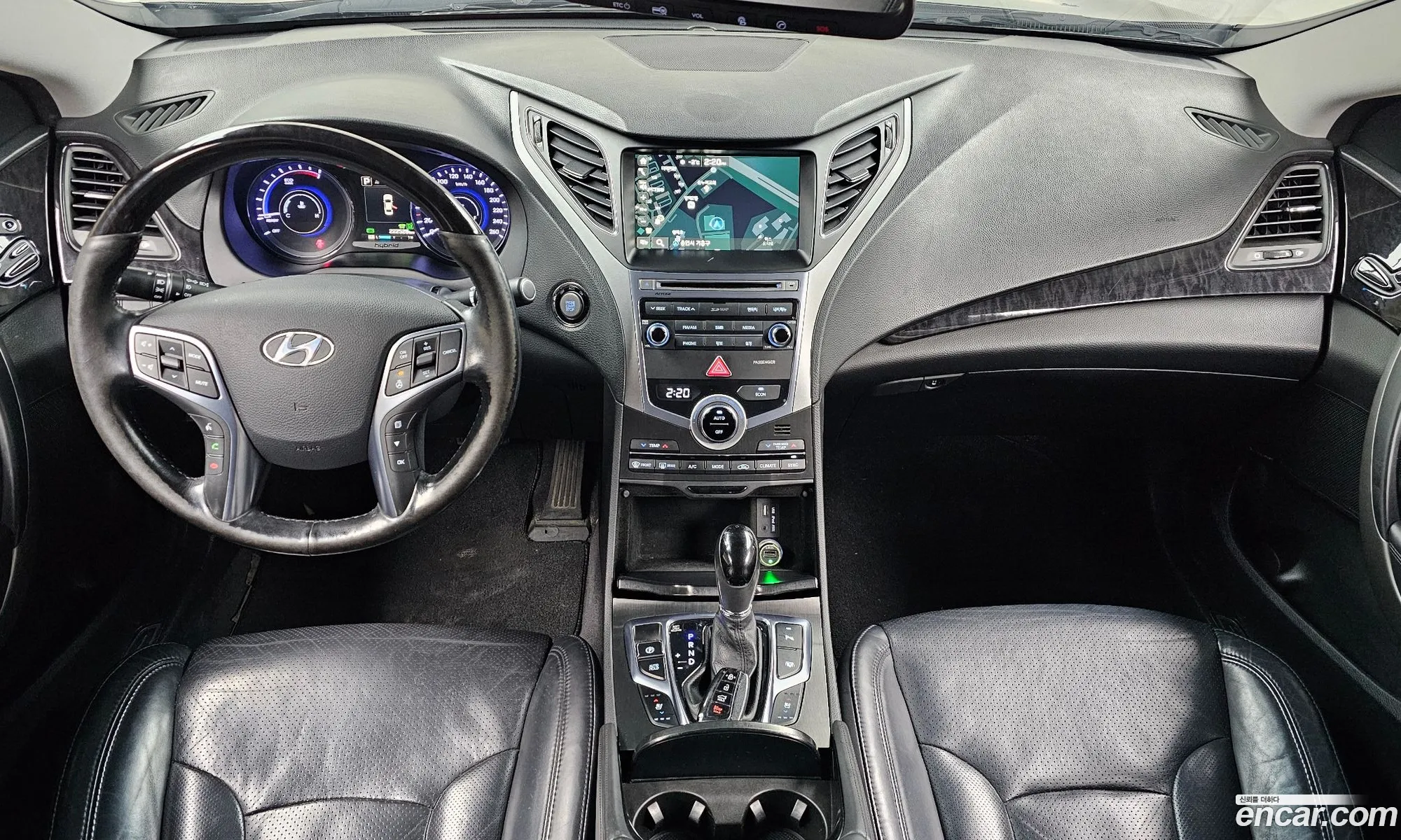 Hyundai Grandeur HG Hybrid 2015 — 3