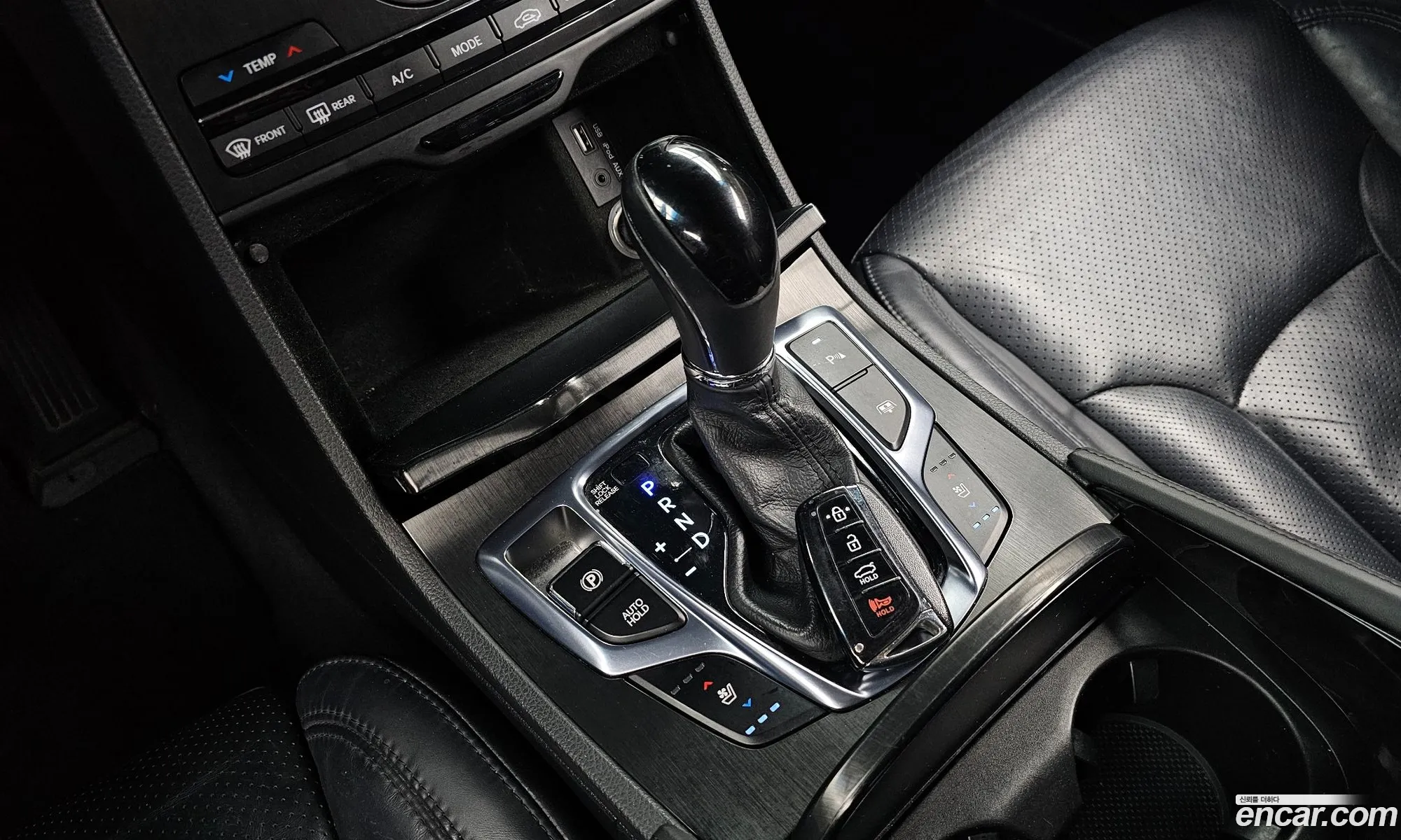 Hyundai Grandeur HG Hybrid 2015 — 14