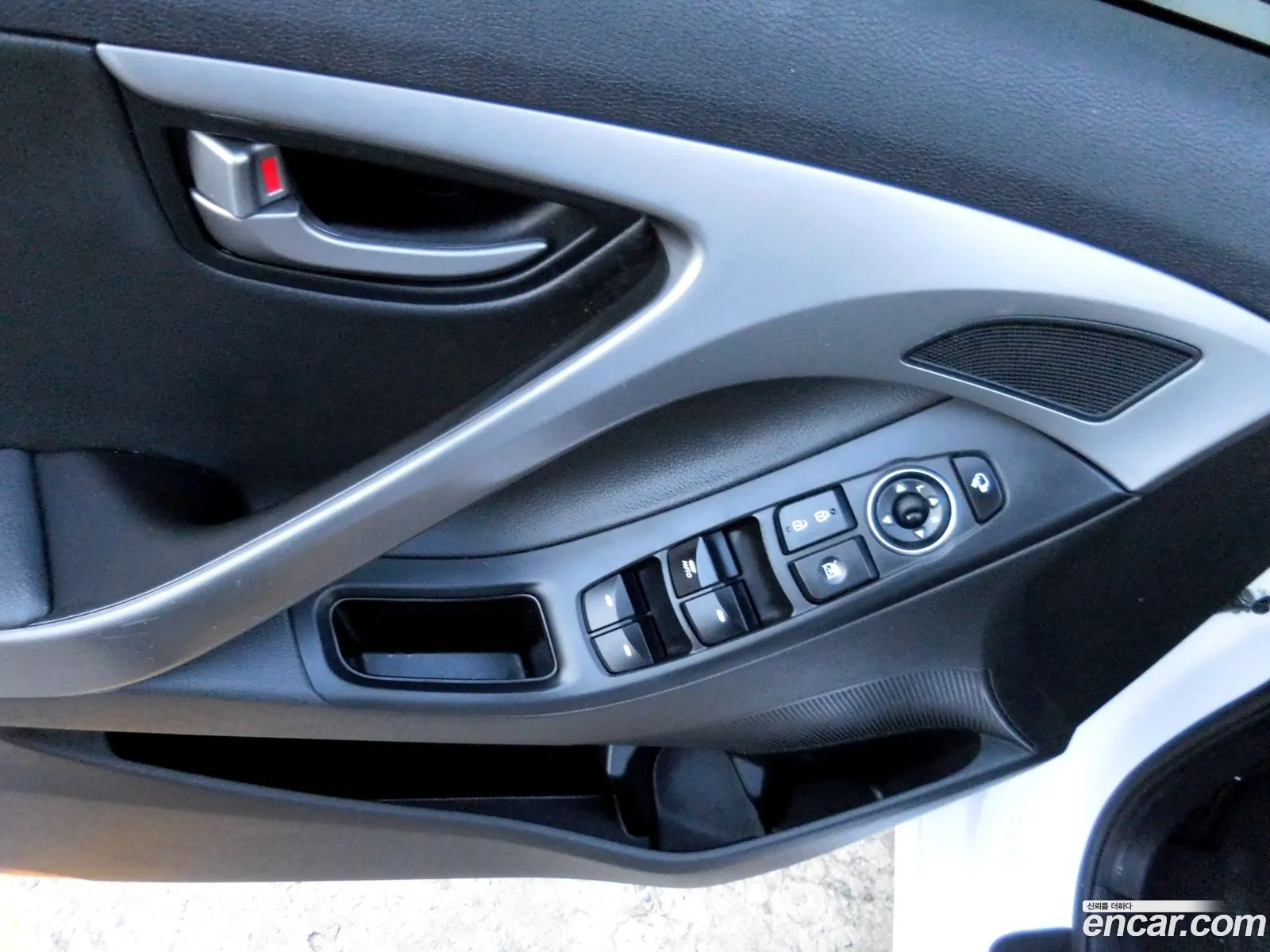 Hyundai Elantra 2014 — 18