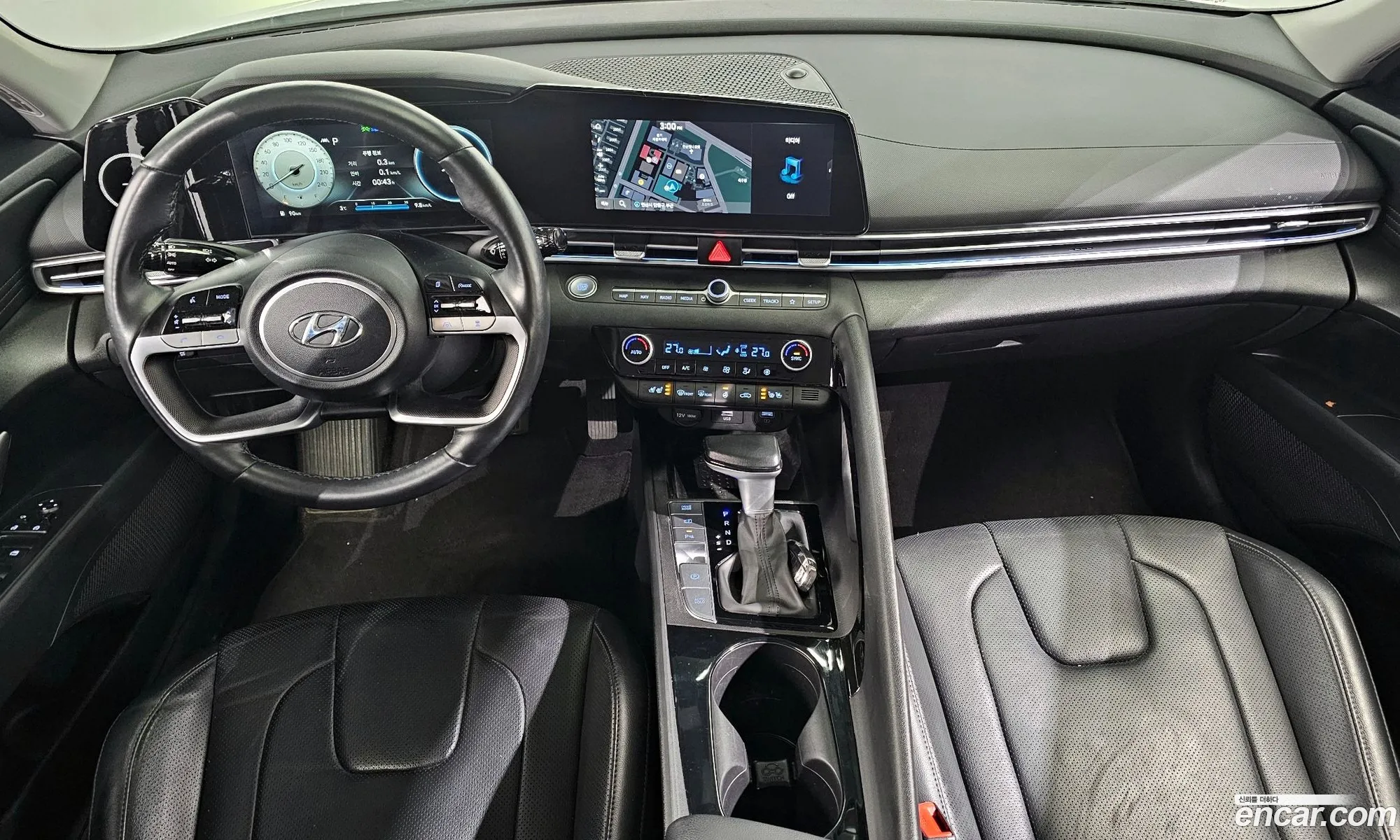 Hyundai Elantra 2021 — 12