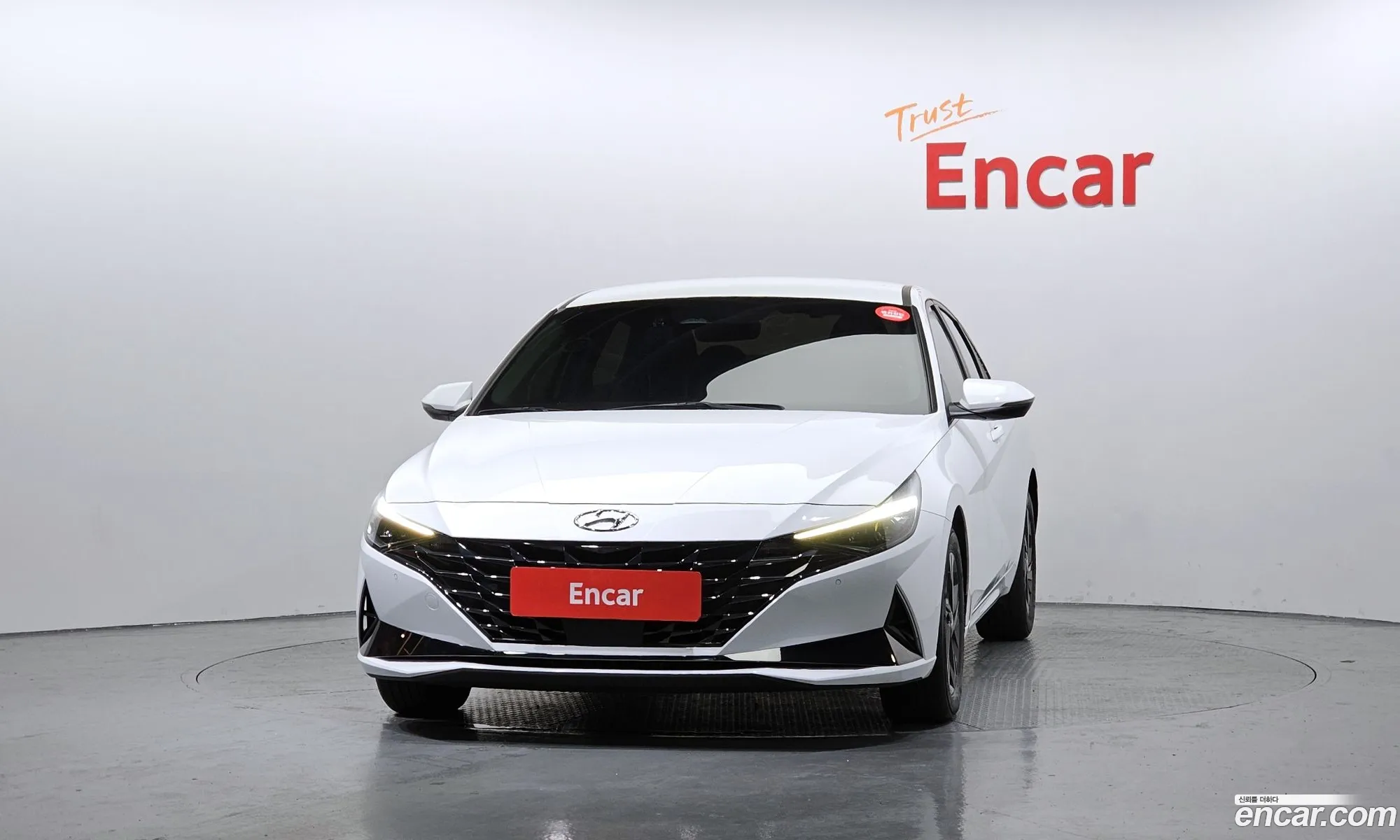 Hyundai Elantra 2021 — 2