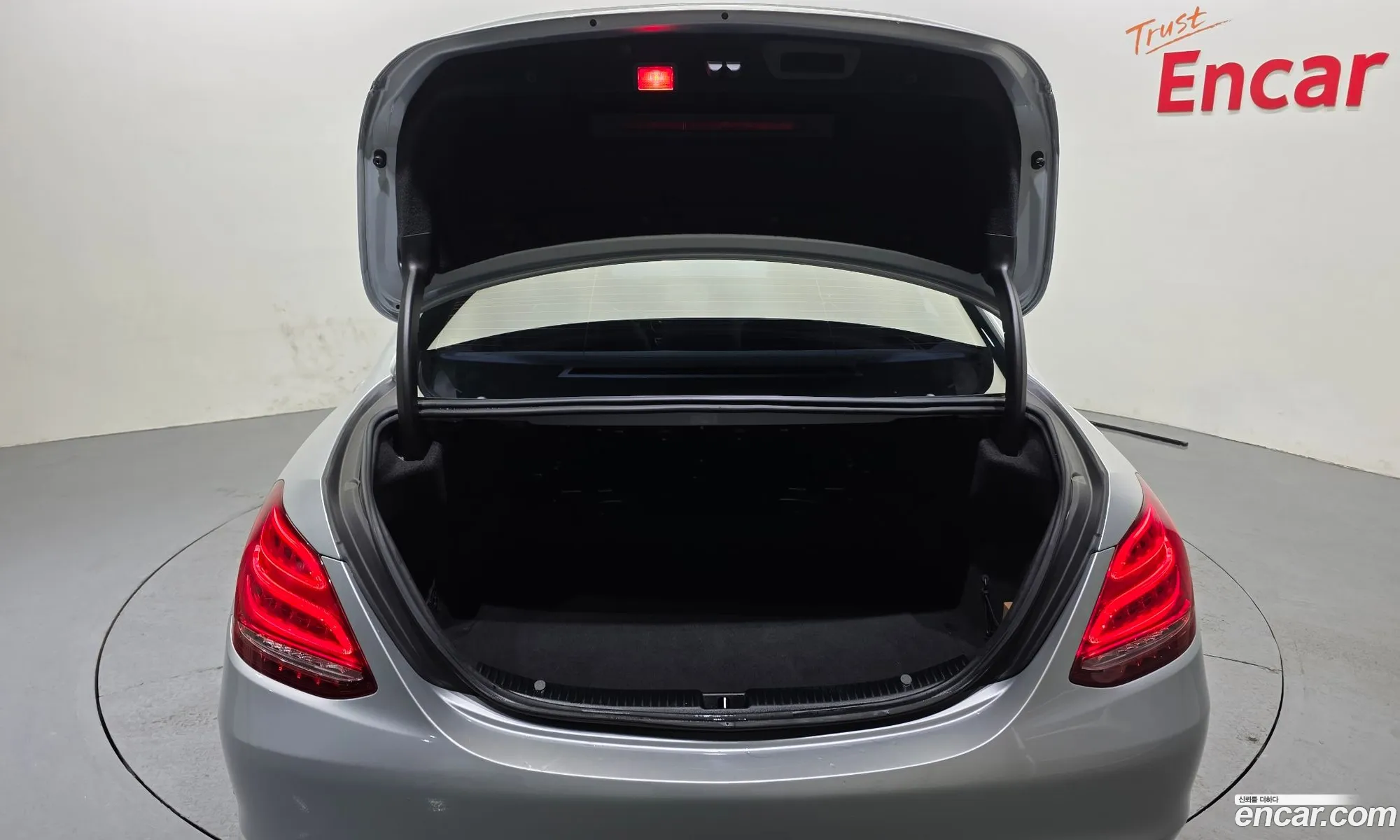 Mercedes-Benz C-Class W205 2014 WDDWF0EB7FF023337 — 13