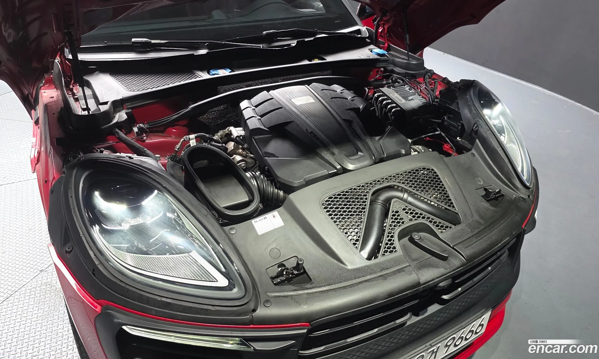 Porsche Macan 2022 WP1AF2959NLB45507 — 13