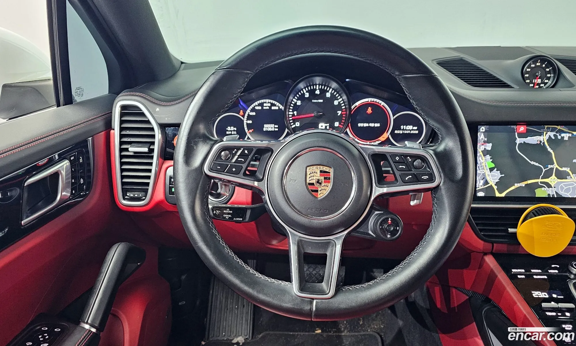 Porsche Cayenne 2020 WP1BA29Y8LDA65944 — 2