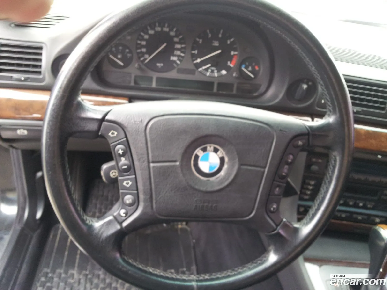 BMW 7 Series 1997 — 13