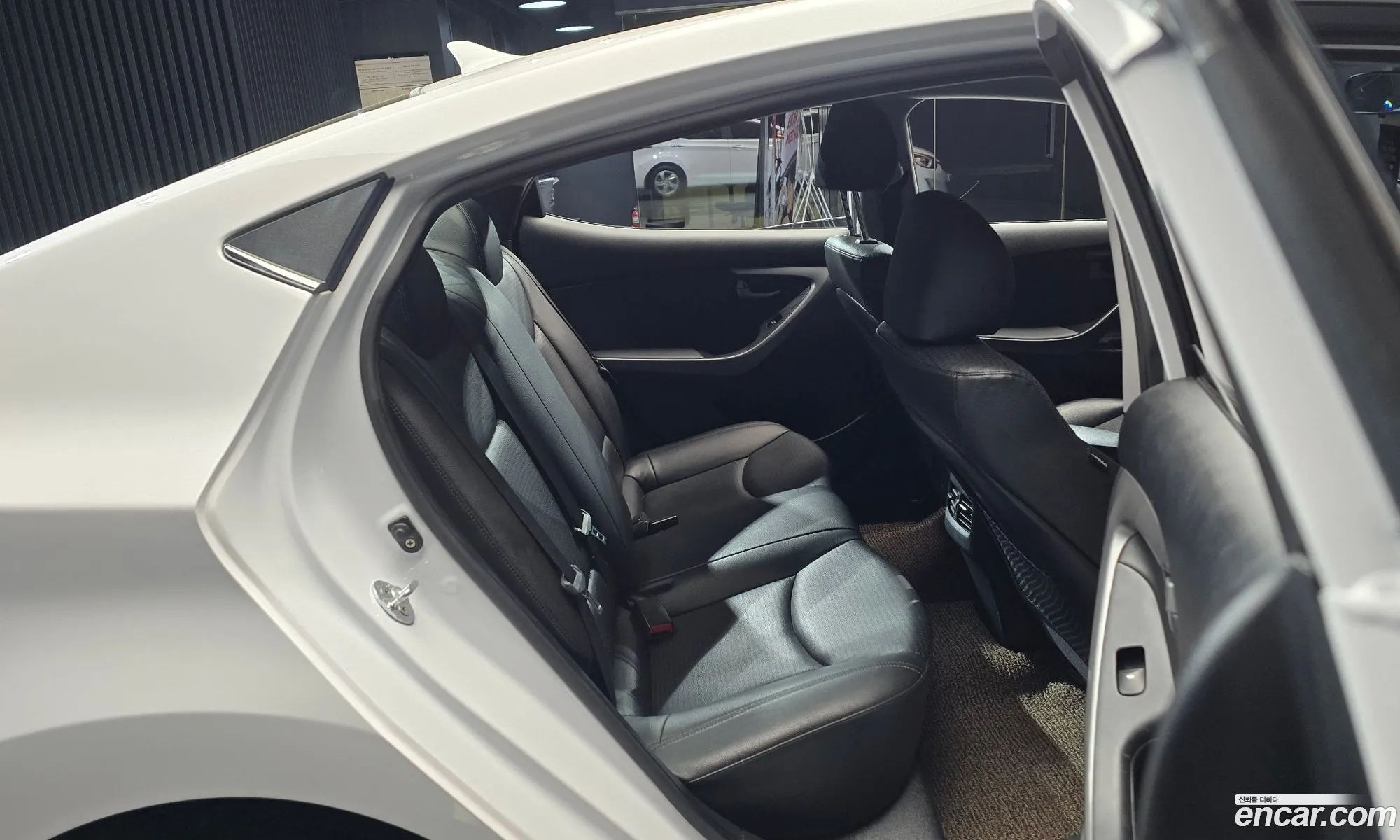 Hyundai Elantra 2014 — 8