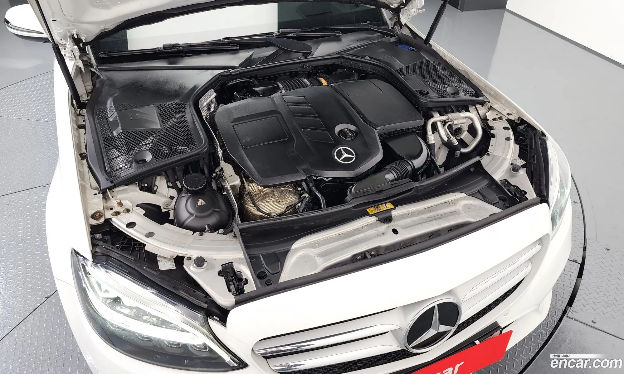 Mercedes-Benz C-Class W205 2020 — 13