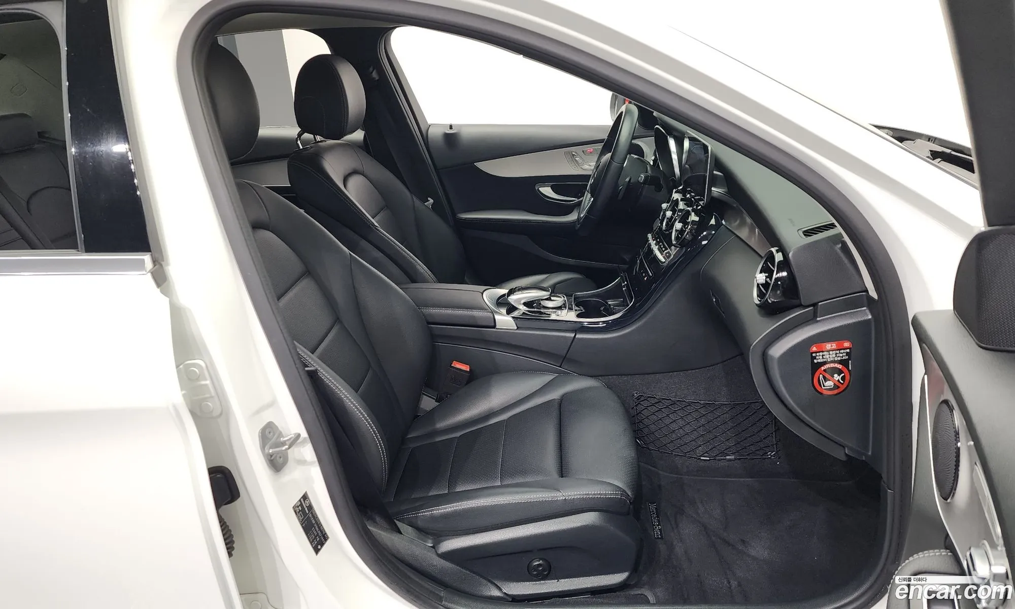 Mercedes-Benz C-Class W205 2020 — 20