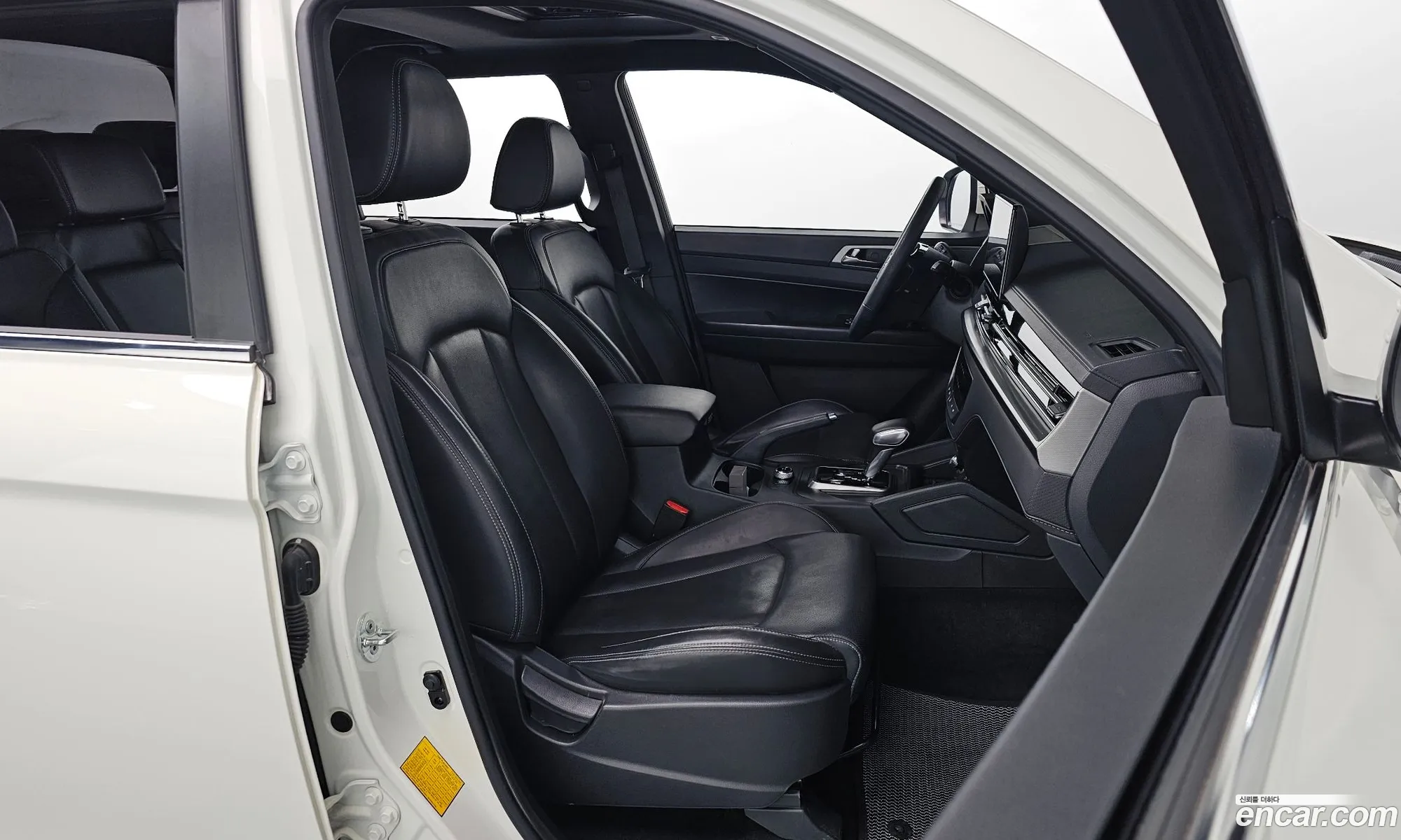KG Mobility (SsangYong) Rexton Sports Khan 2024 — 3