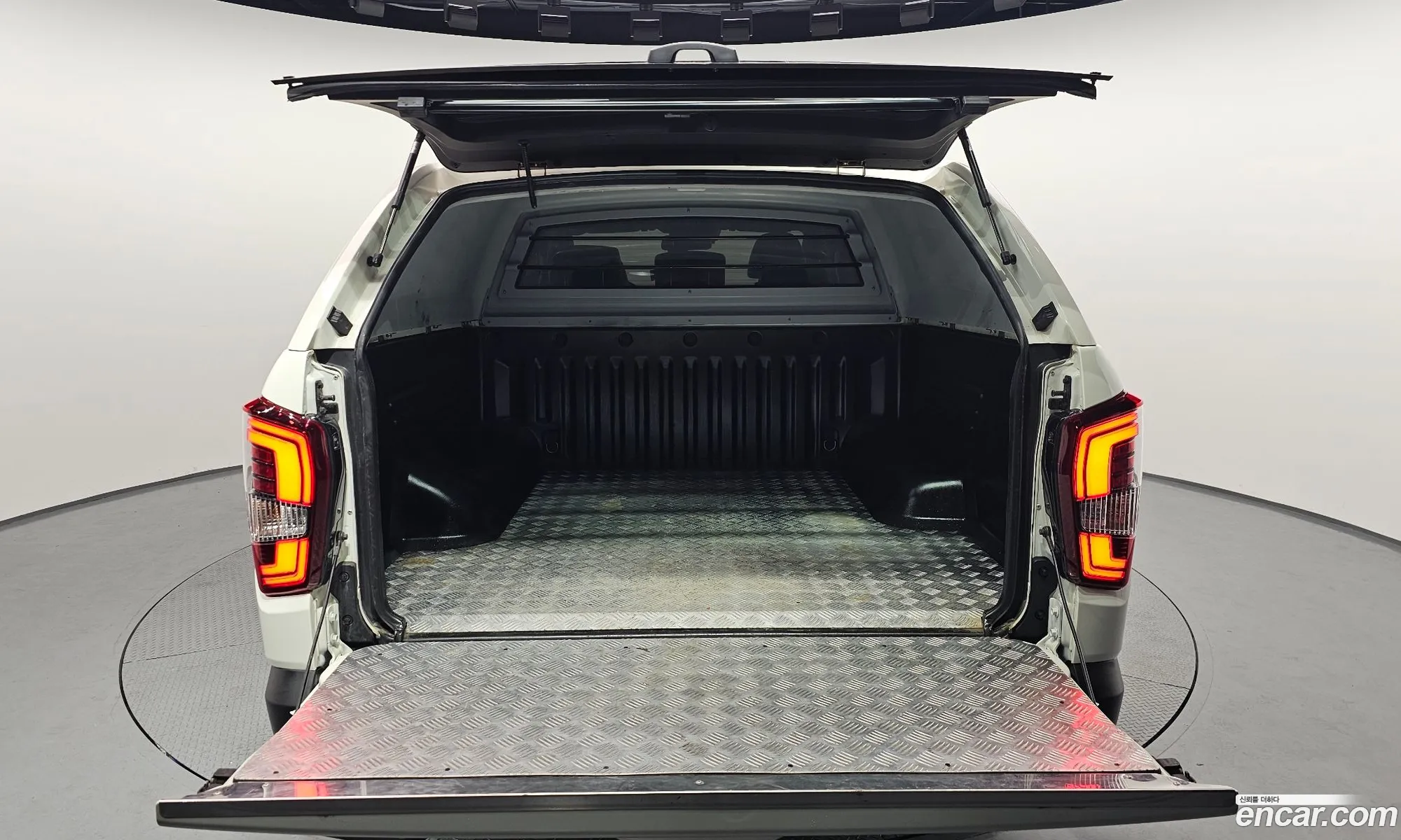 KG Mobility (SsangYong) Rexton Sports Khan 2024 — 18