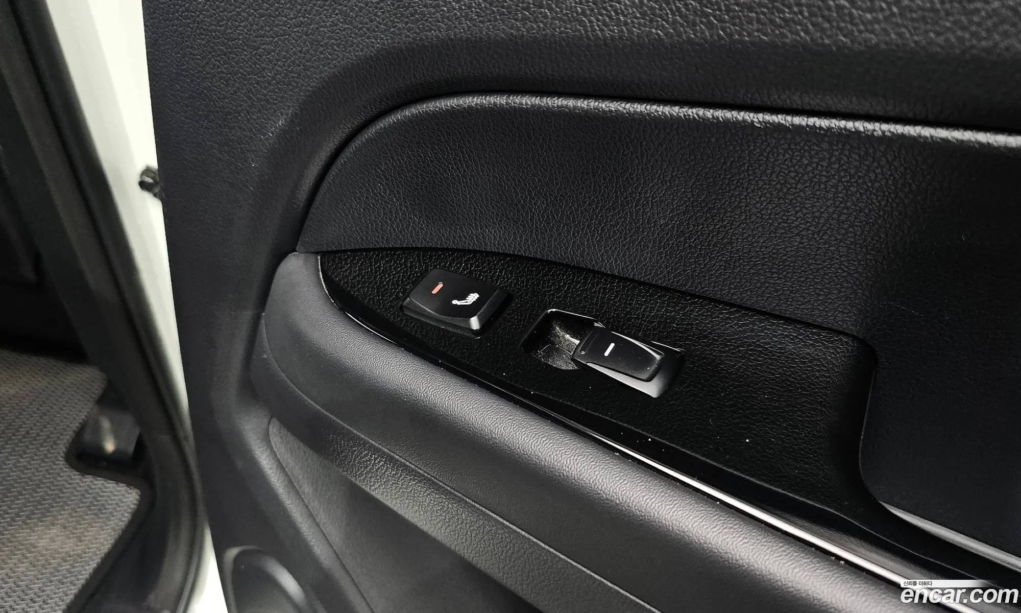 KG Mobility (SsangYong) Rexton Sports Khan 2024 — 12