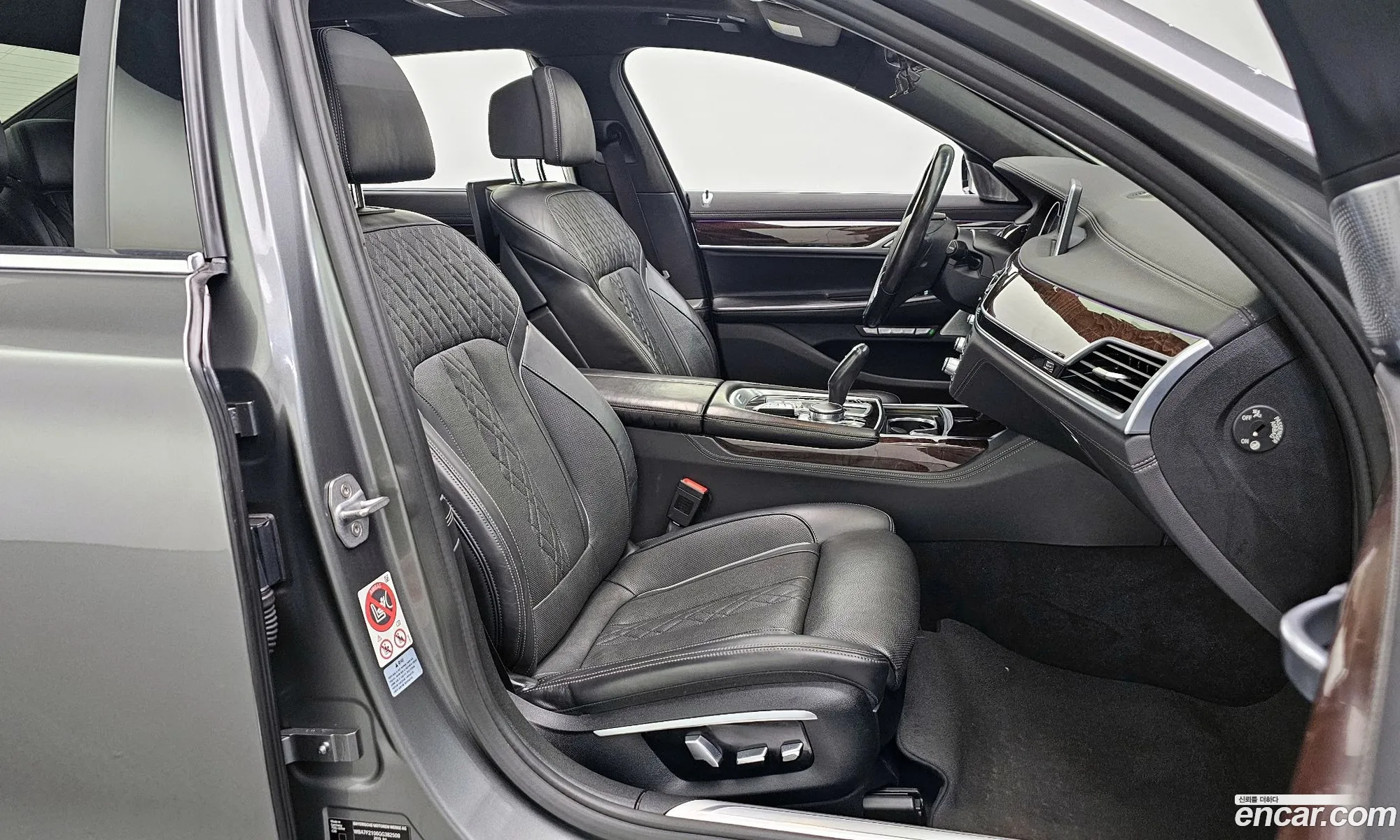 BMW 7 Series 2015 WBA7F2106GG382508 — 16