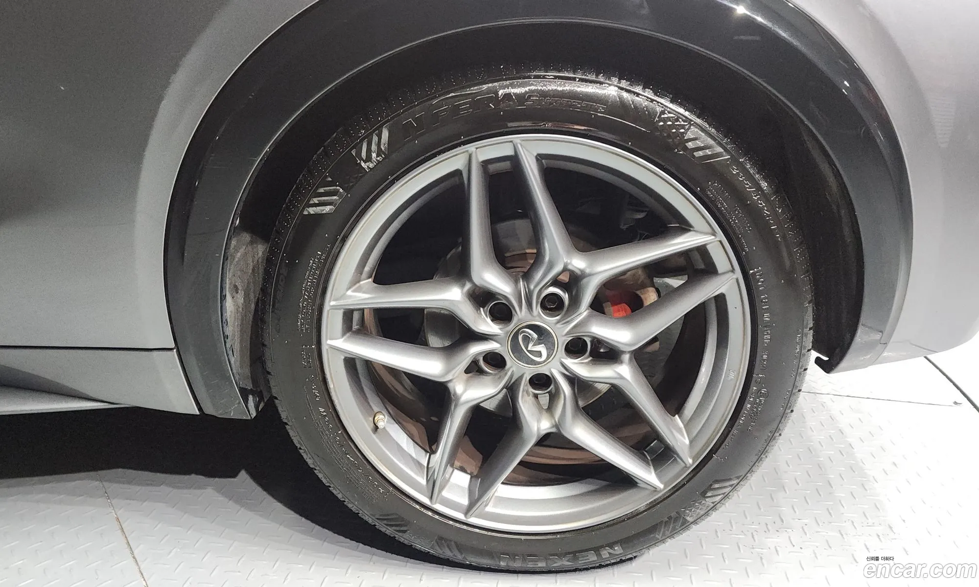 Infiniti Q30 2018 SJKCH53E4JA061189 — 6