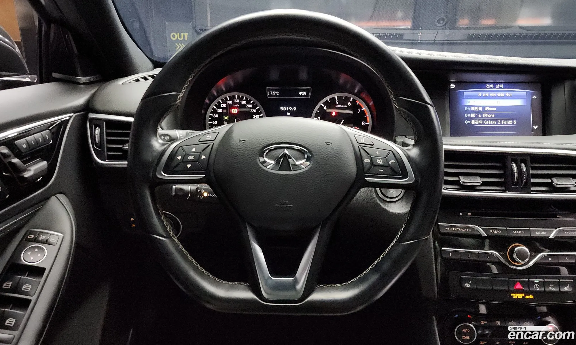 Infiniti Q30 2018 SJKCH53E4JA061189 — 8