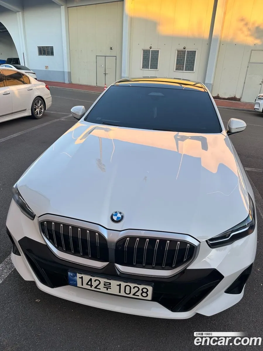 BMW 5 Series 2024 — 7