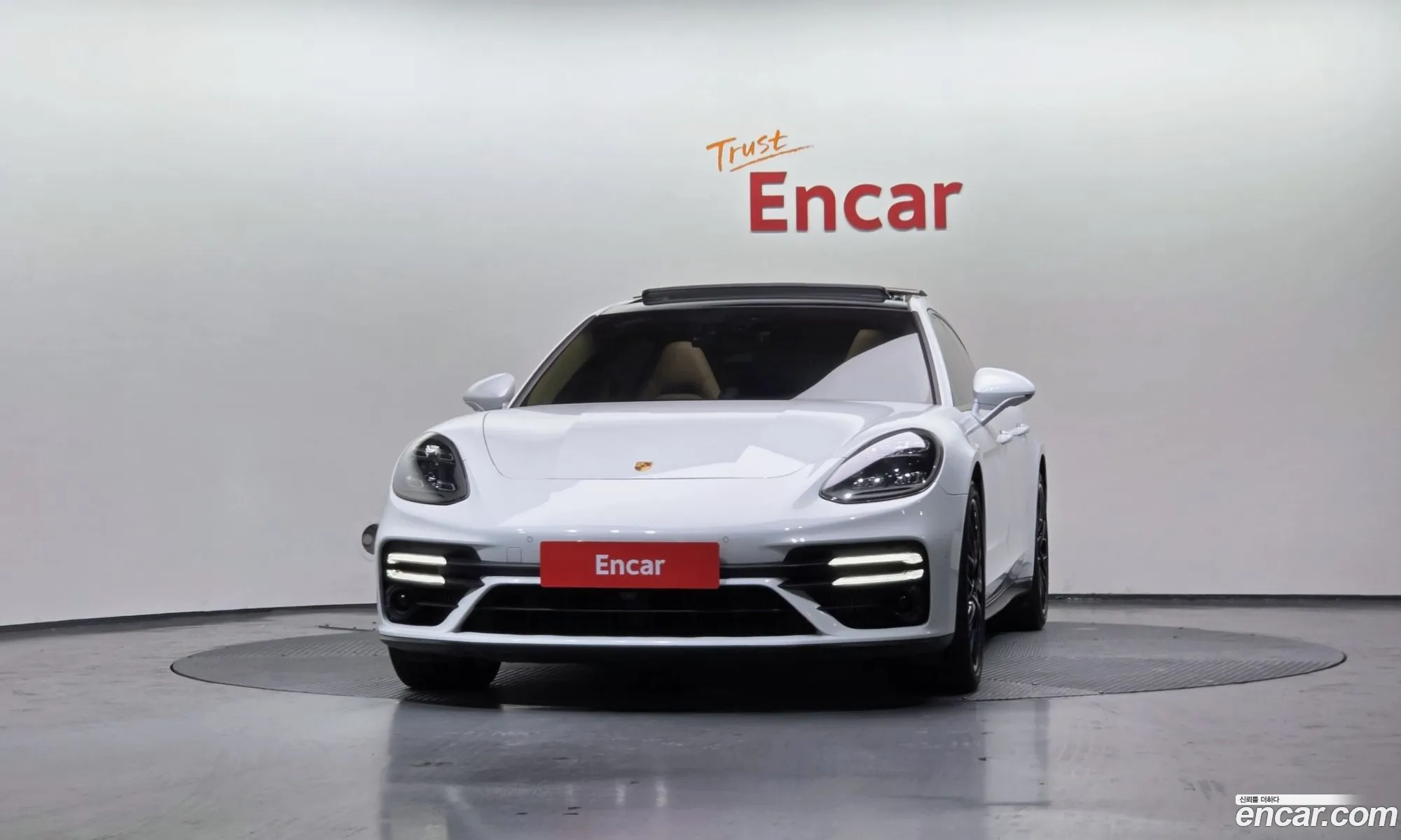 Porsche Panamera 2021 — 2