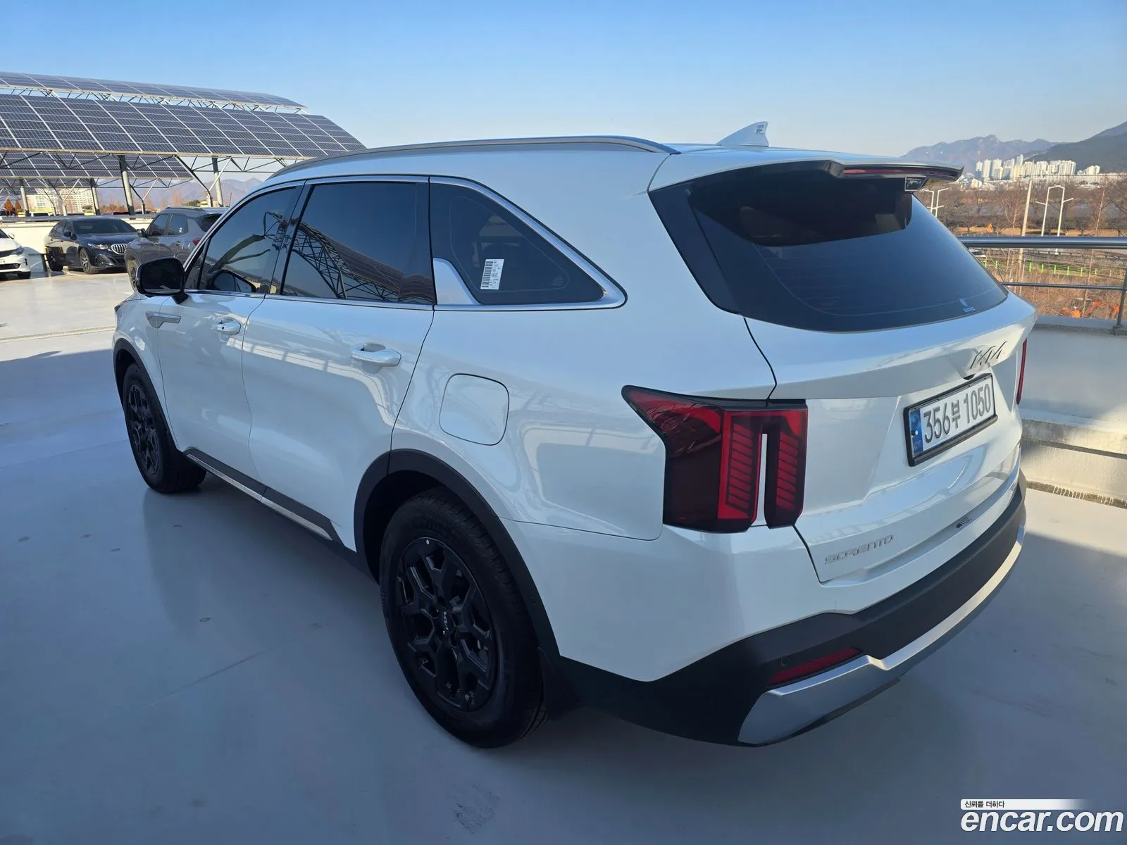 Kia Sorento 2025 — 18