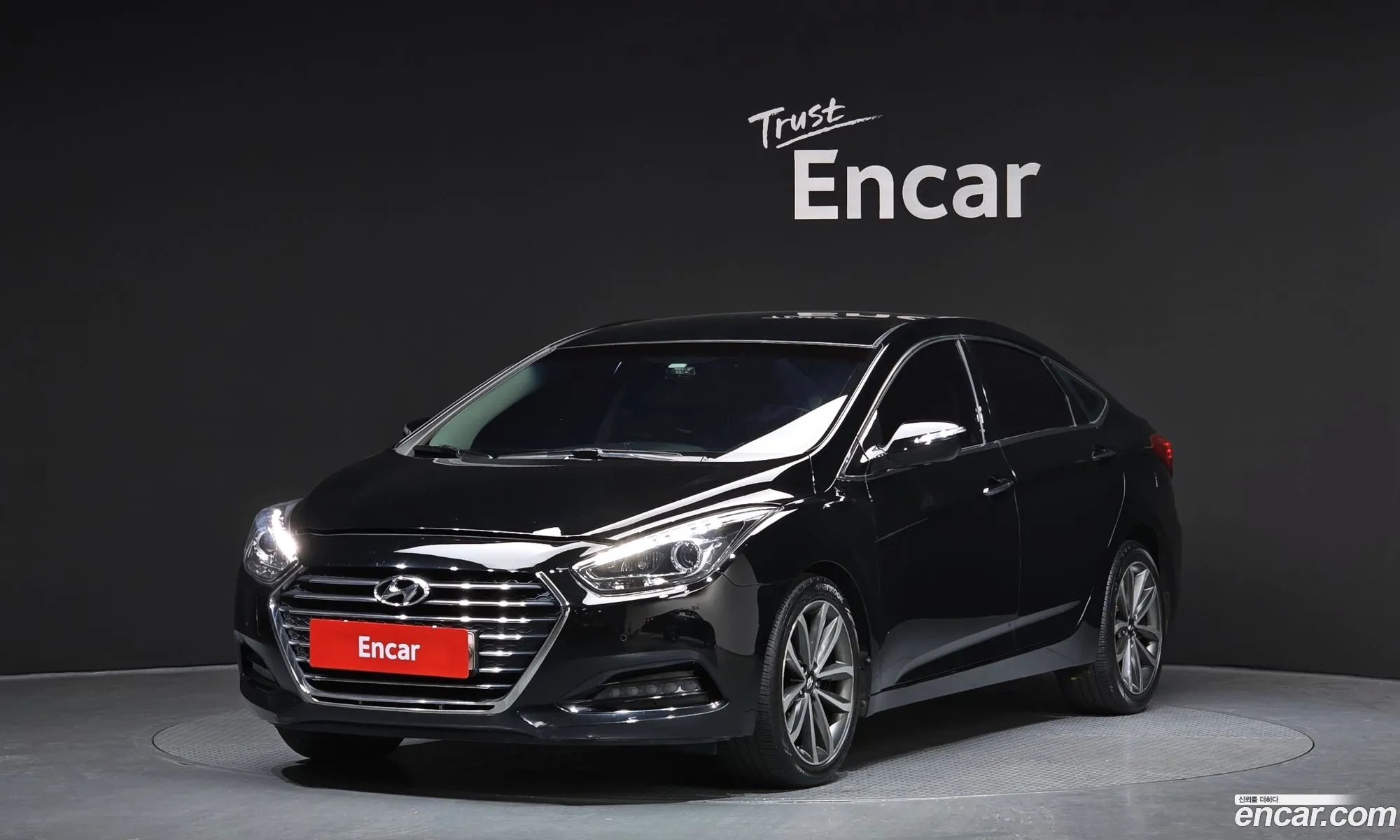 Hyundai i40 Saloon 2014 — 18