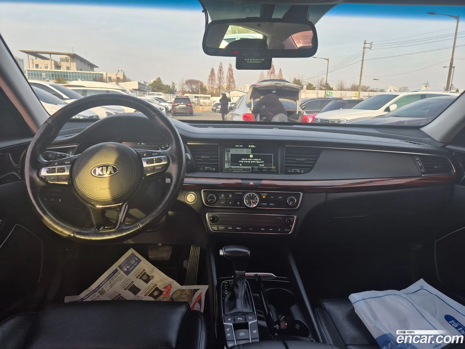 Kia K7 2017 — 7