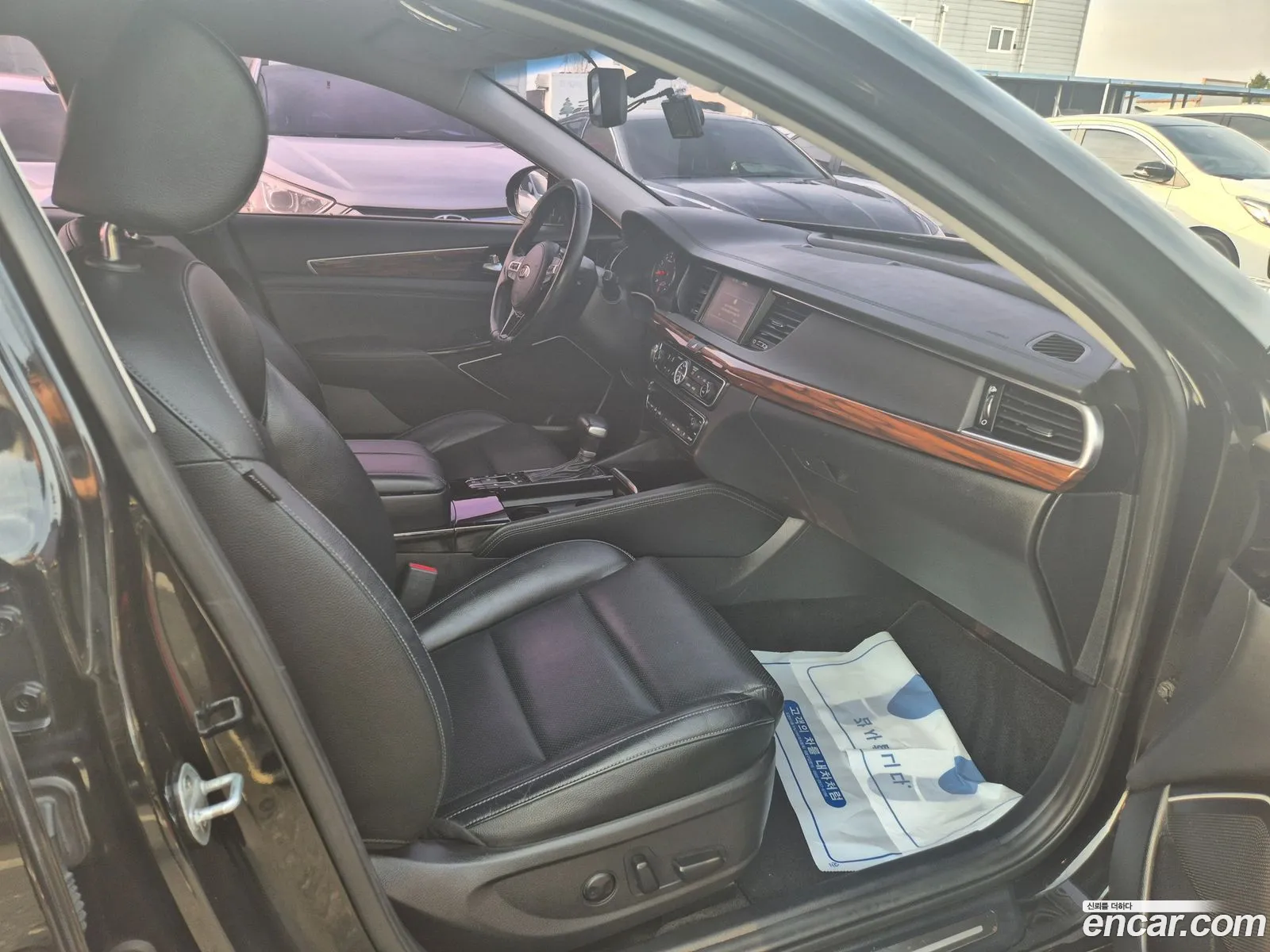 Kia K7 2017 — 9