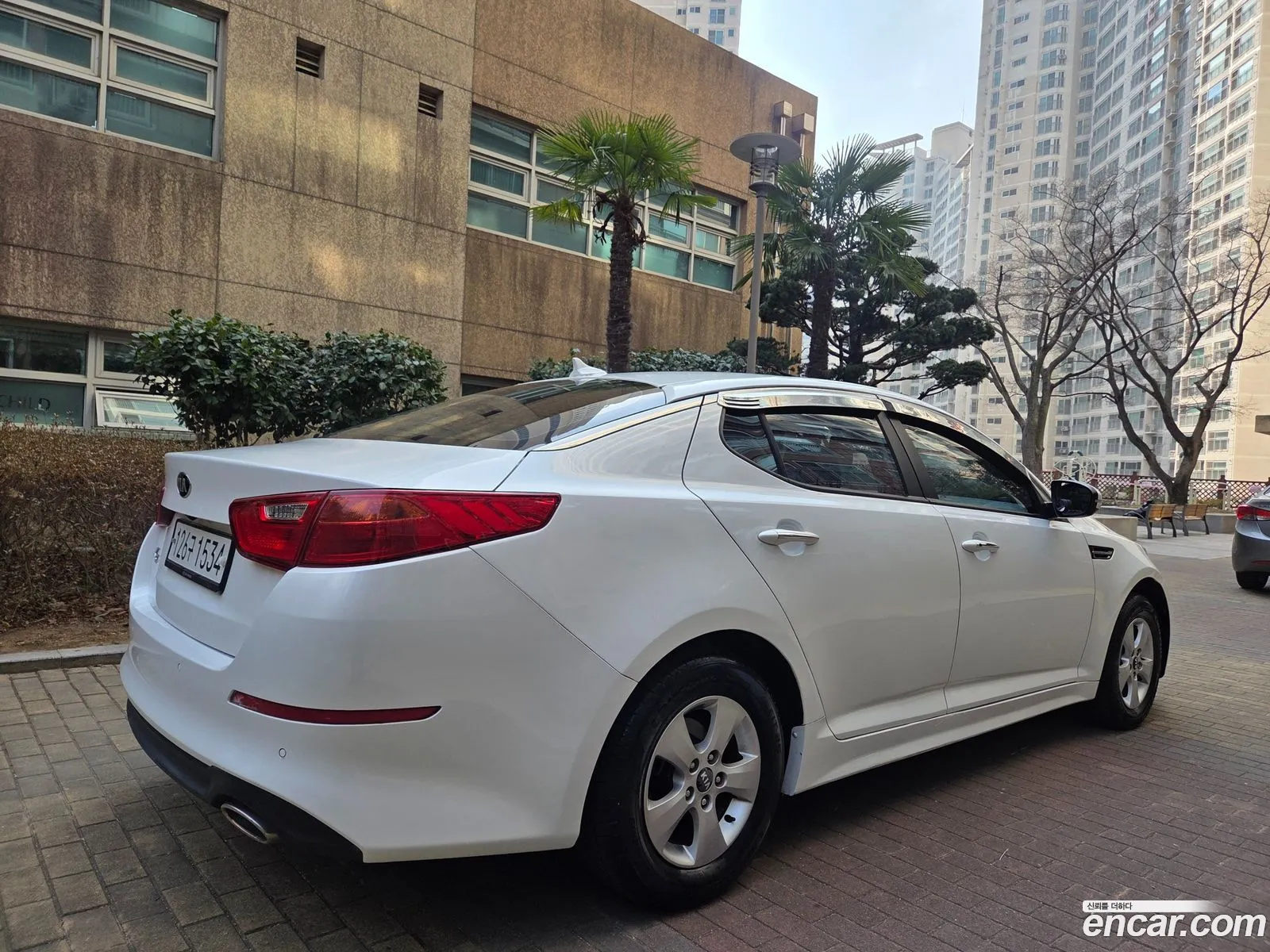 Kia K5 2014 — 17