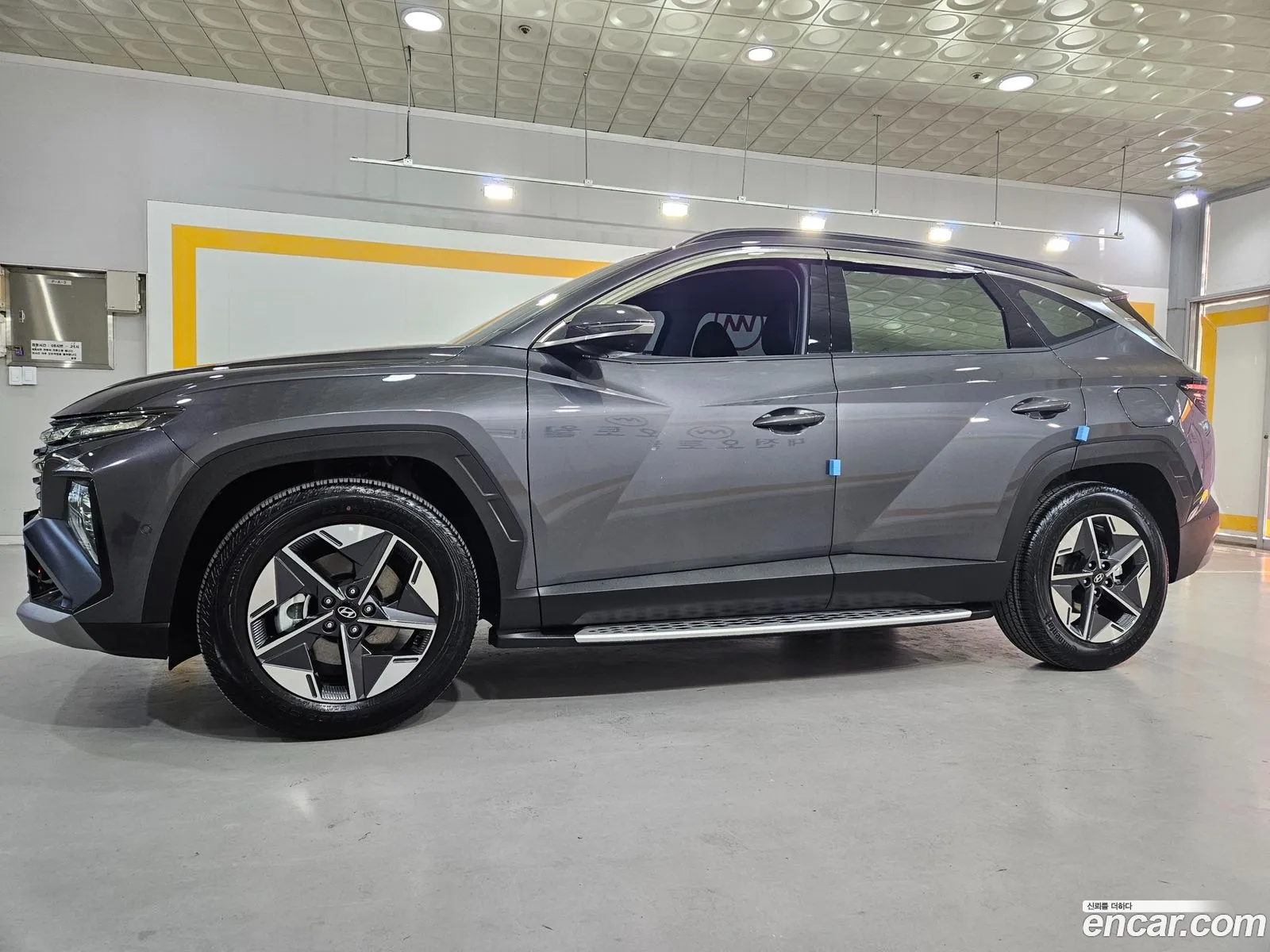 Hyundai Tucson Hybrid 2025 — 8
