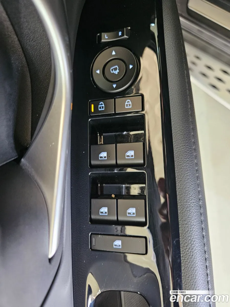 Hyundai Tucson Hybrid 2025 — 4