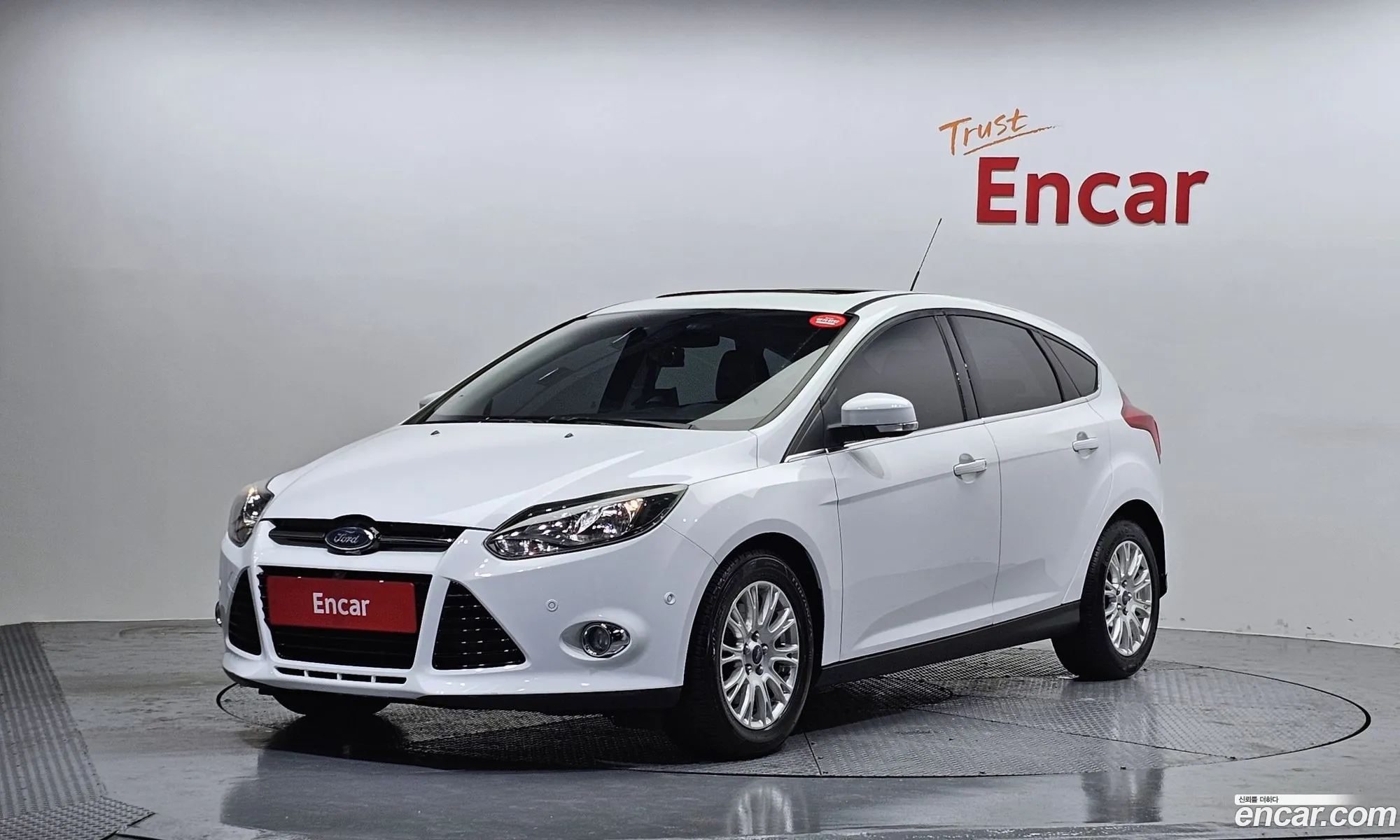 Ford Focus 2015 WF0KXXGCBFEM37931 — 3