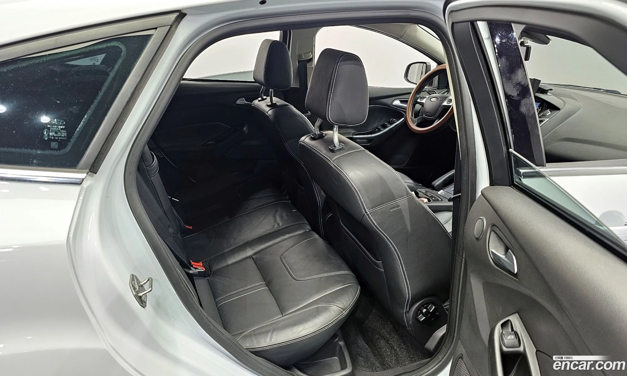 Ford Focus 2015 WF0KXXGCBFEM37931 — 6