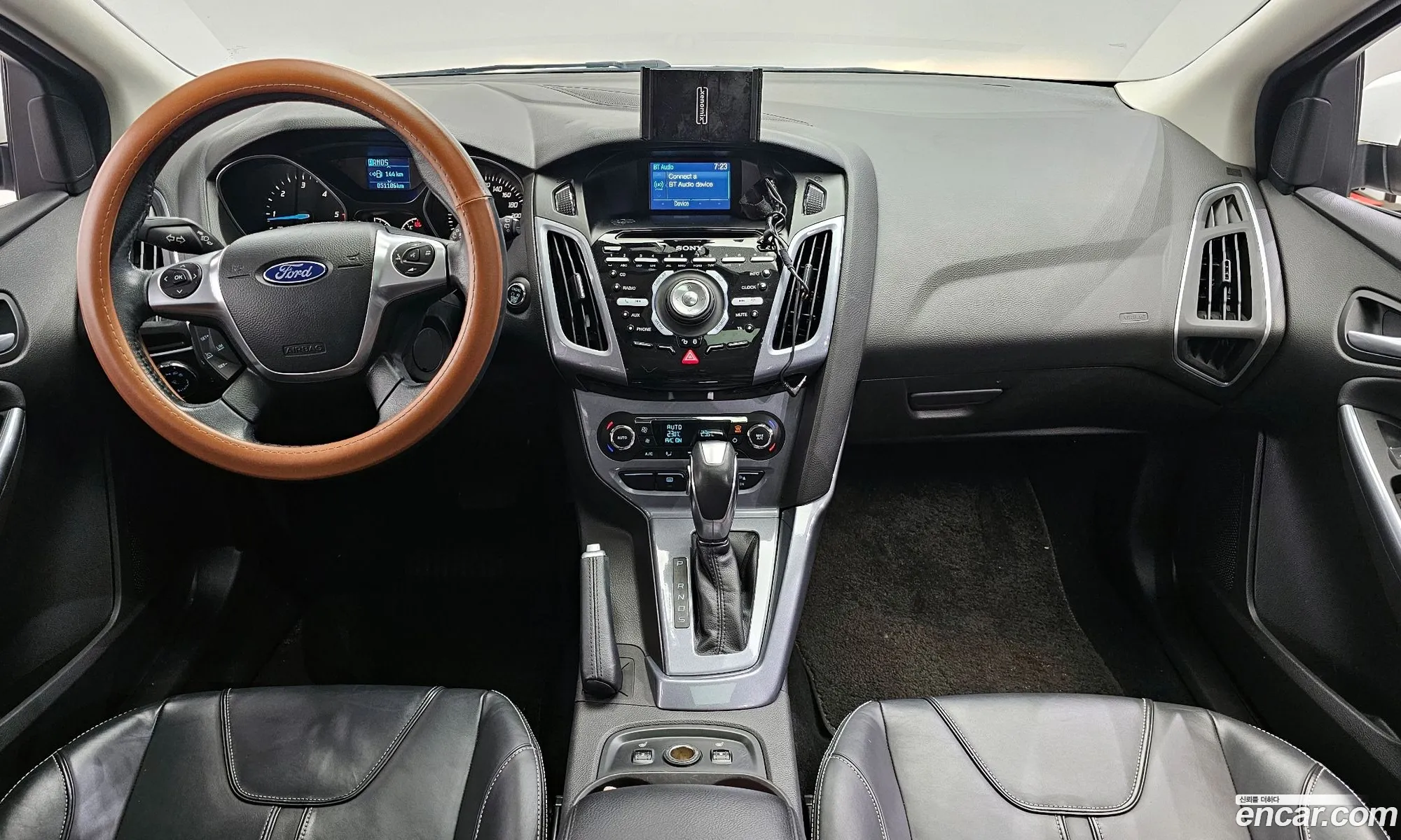 Ford Focus 2015 WF0KXXGCBFEM37931 — 8