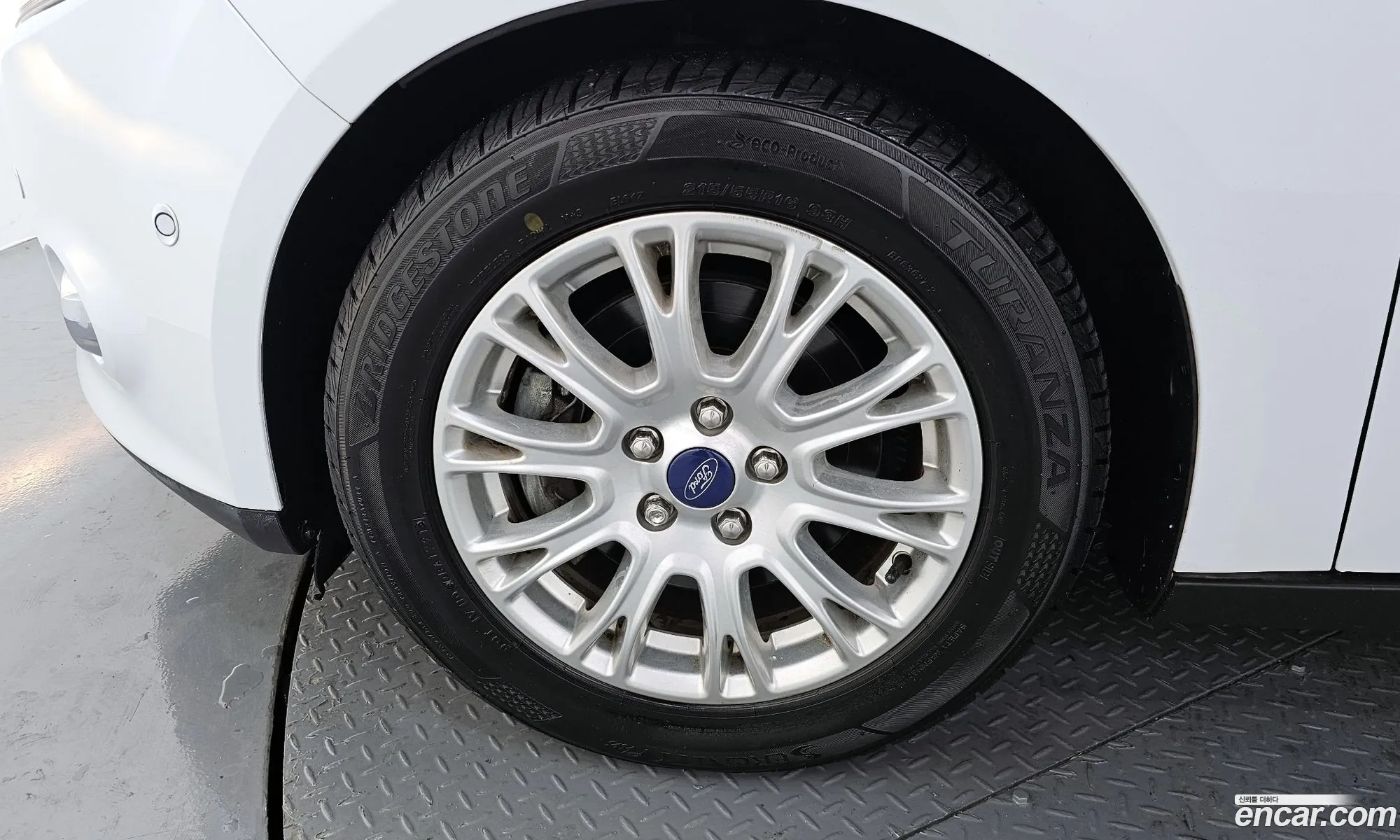 Ford Focus 2015 WF0KXXGCBFEM37931 — 13