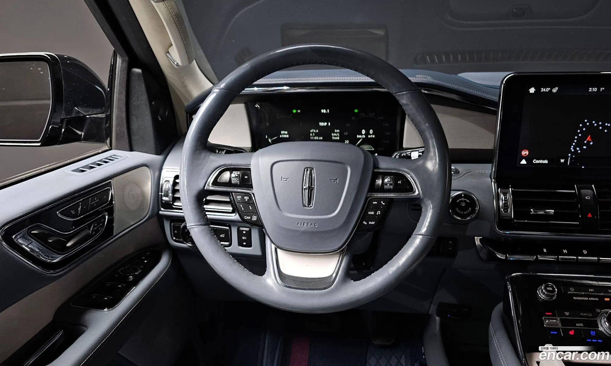 Lincoln Navigator 2019 5LMJJ3TT9KEL09506 — 15
