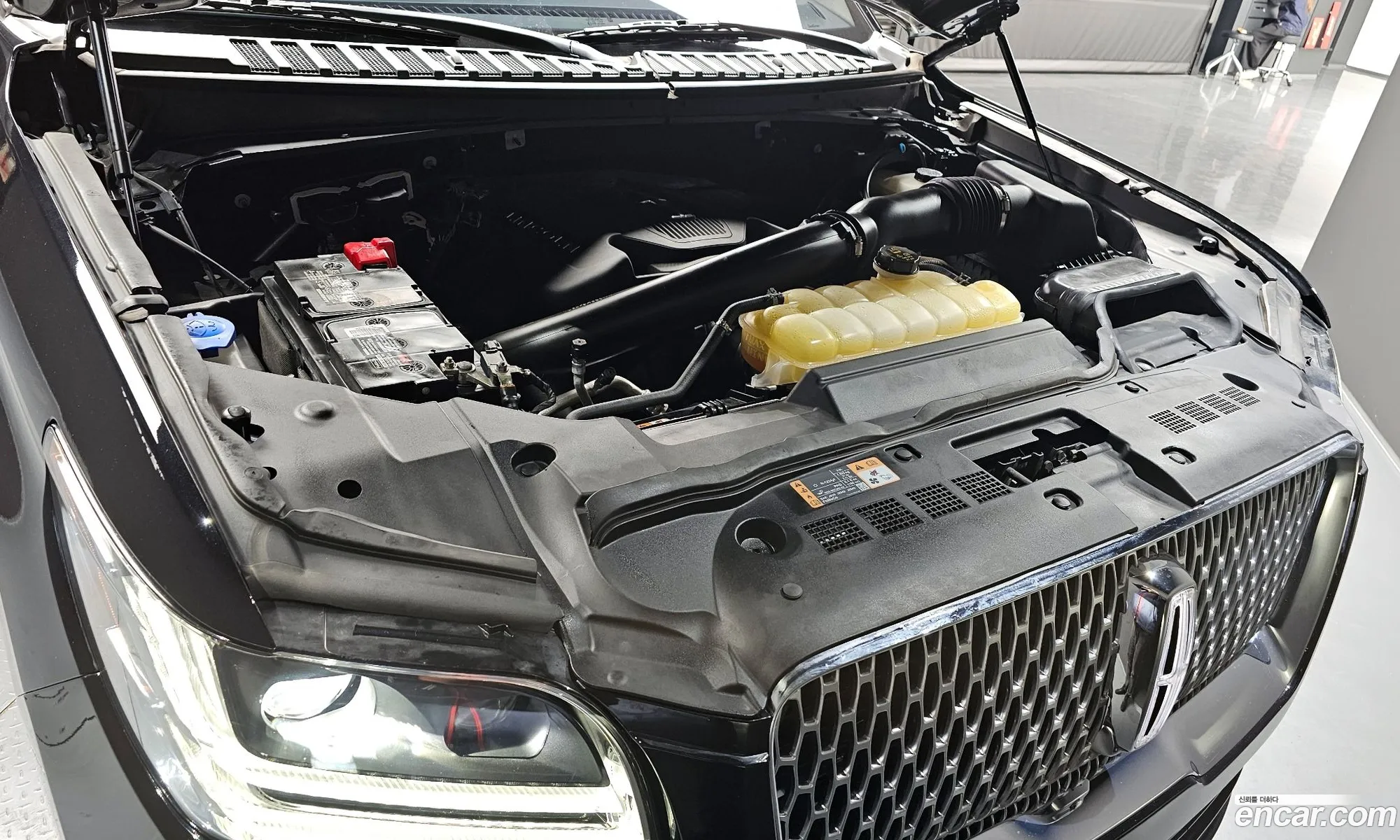 Lincoln Navigator 2019 5LMJJ3TT9KEL09506 — 13