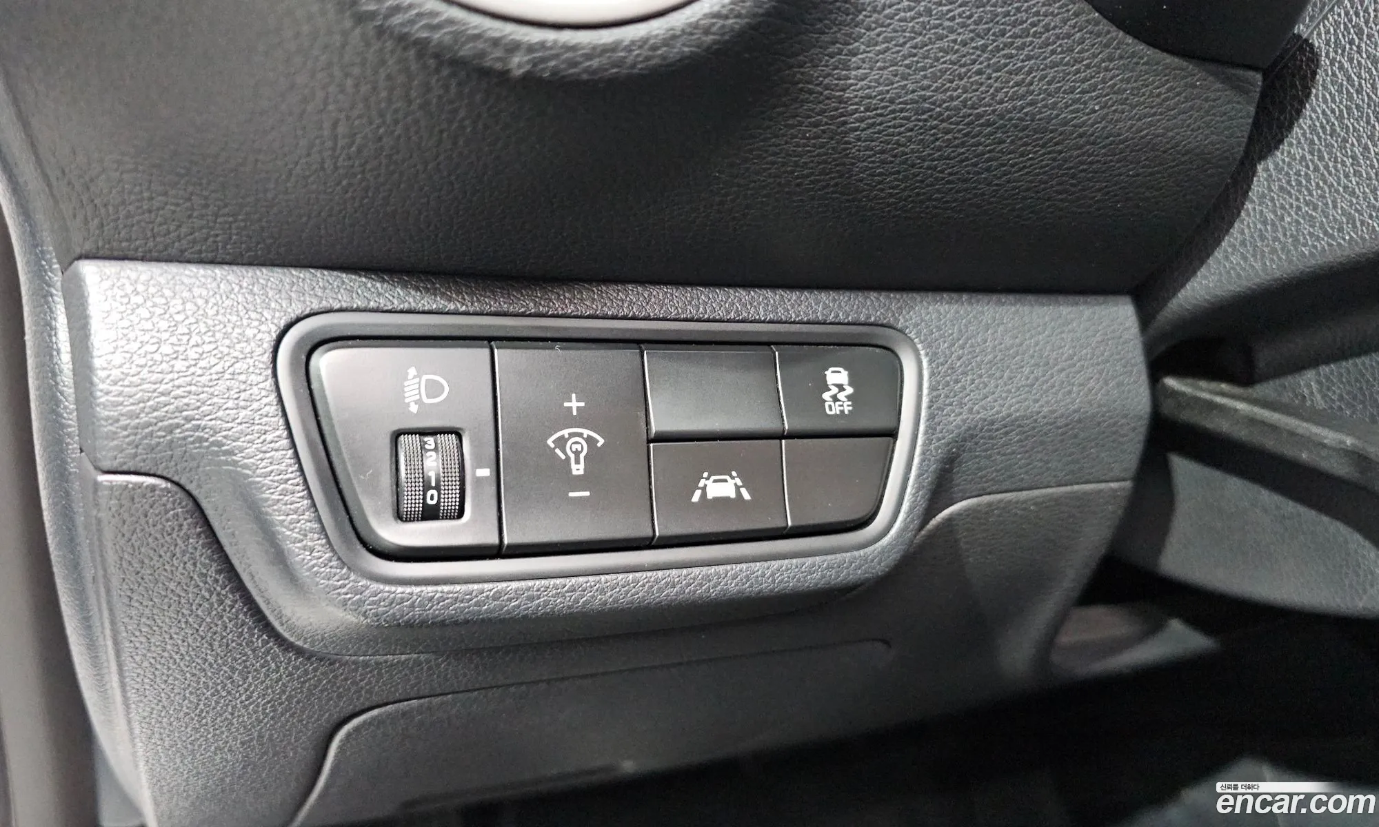 Kia K3 2019 — 3