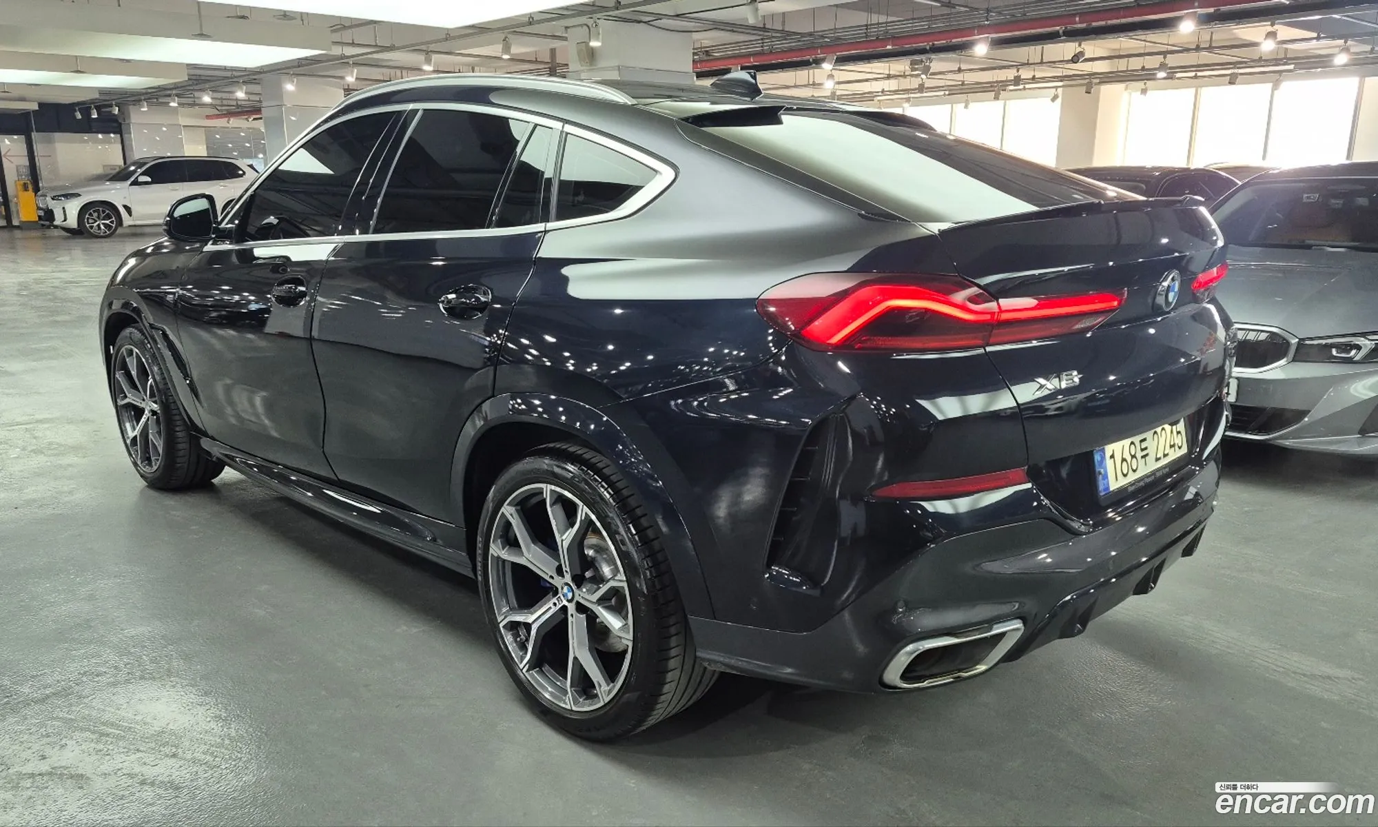 BMW X6 2021 — 17