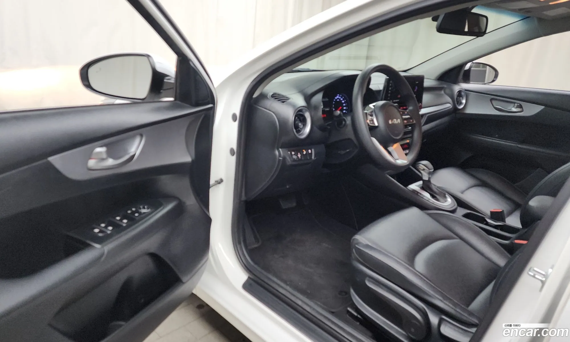 Kia K3 2021 — 19