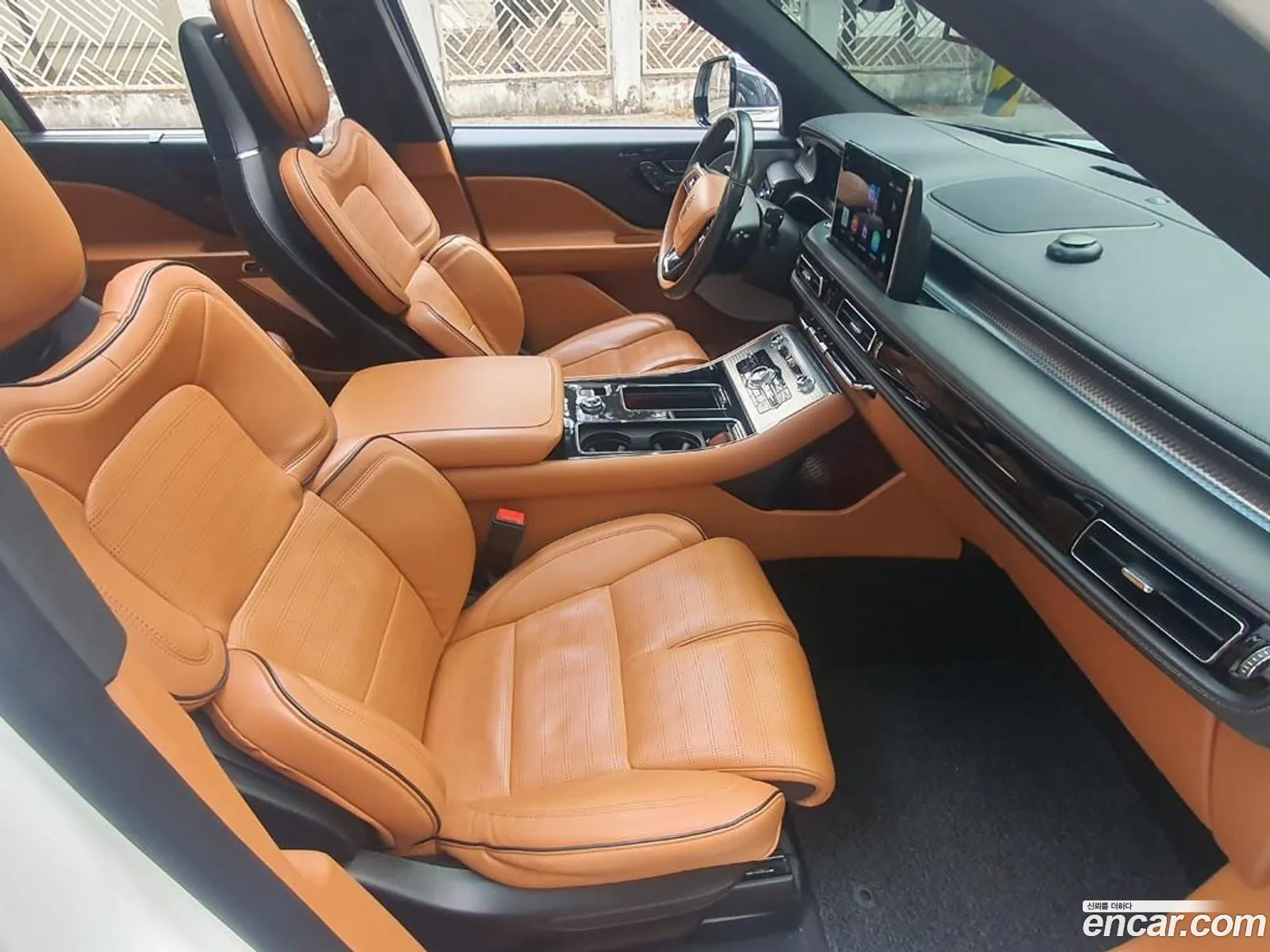 Lincoln Aviator 2021 — 13