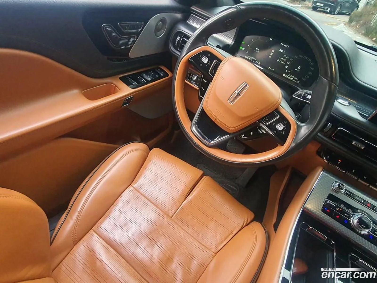 Lincoln Aviator 2021 — 10