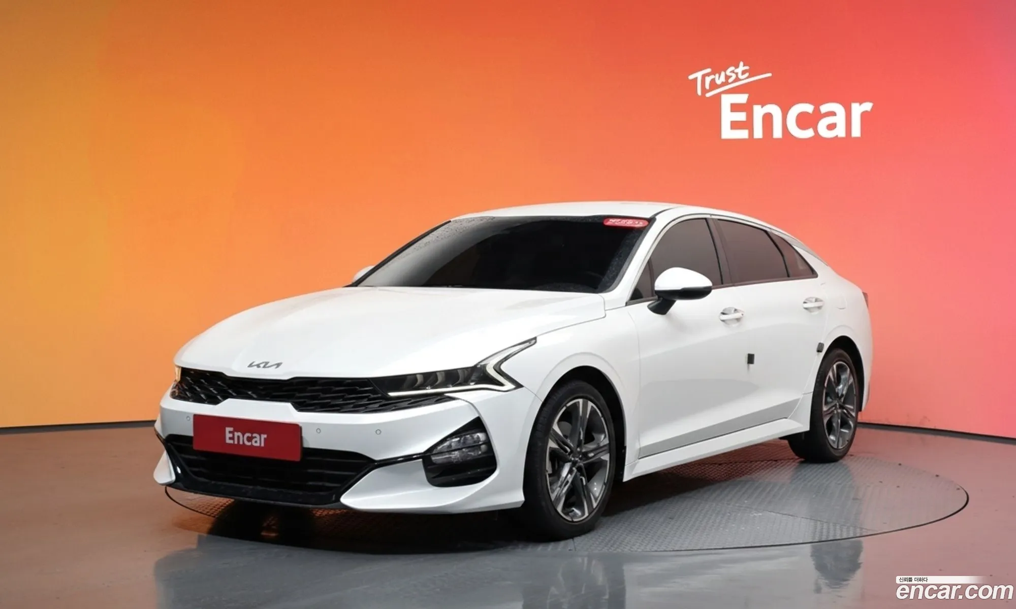 Kia K5 2021 — 10