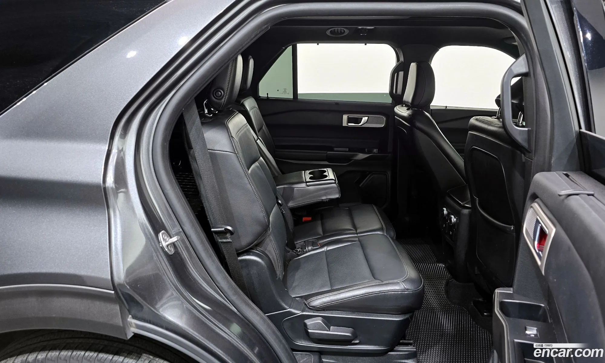 Ford Explorer 6th Gen 2020 1FMSK8FH9LGB58603 — 13