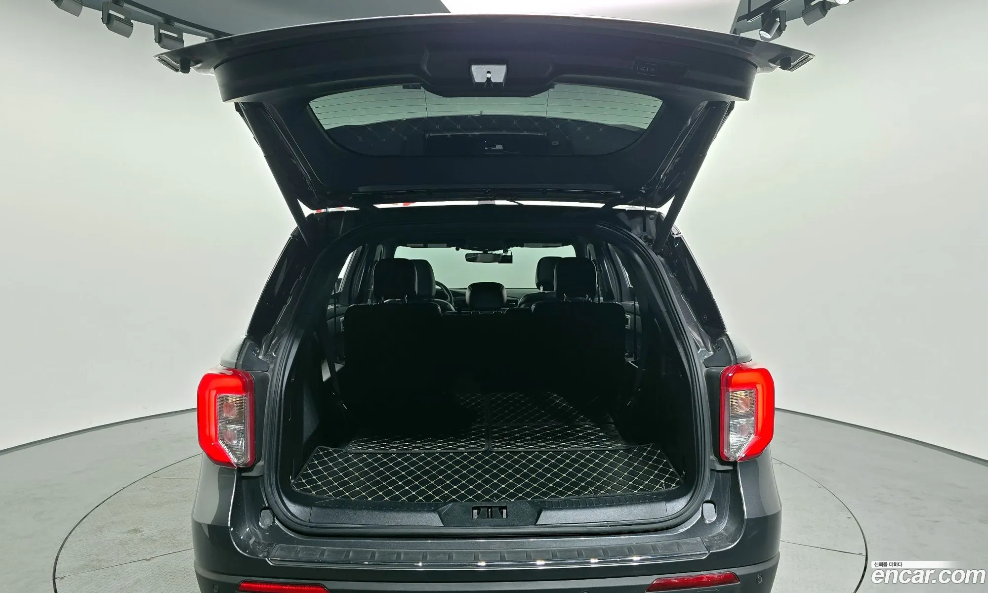 Ford Explorer 6th Gen 2020 1FMSK8FH9LGB58603 — 5