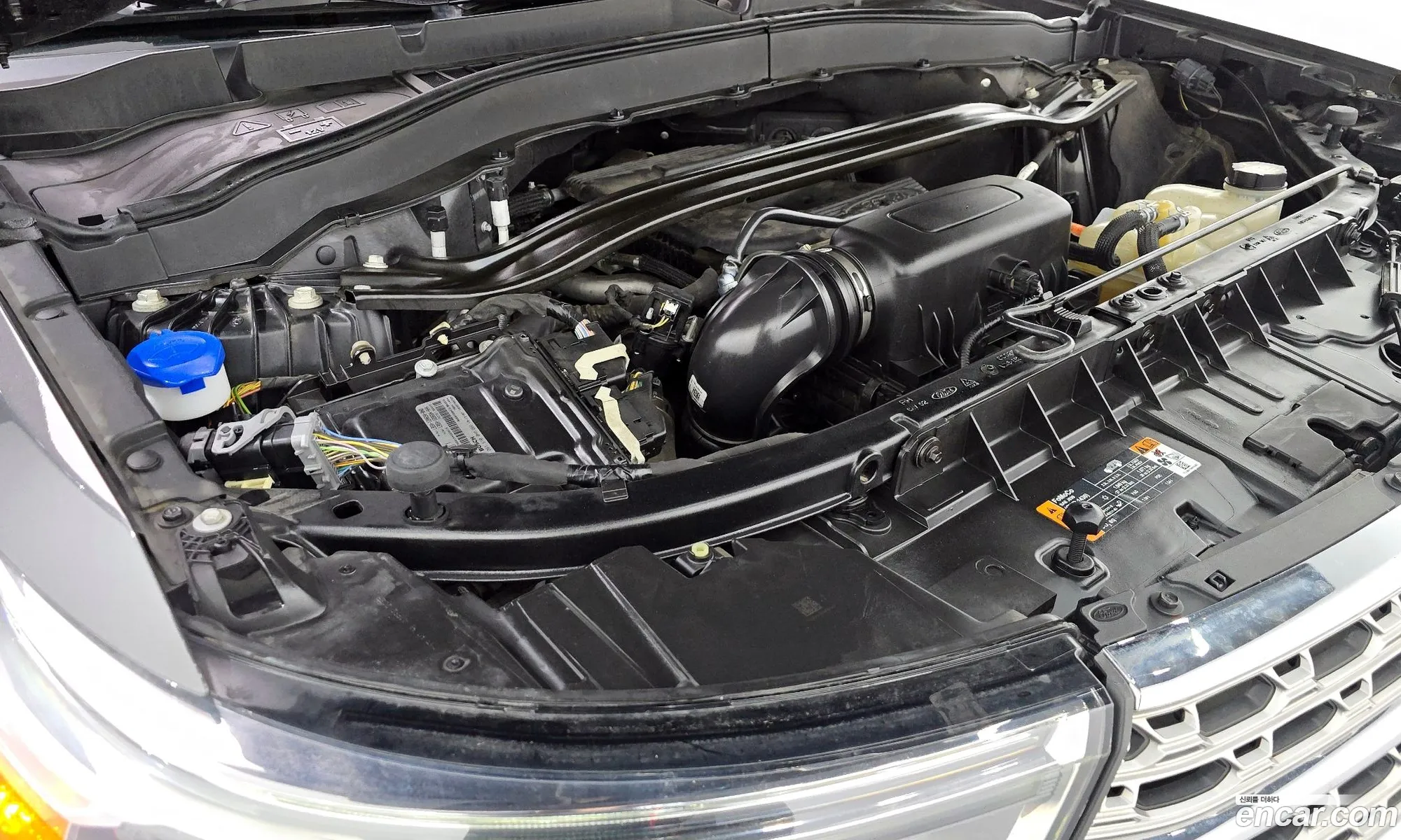 Ford Explorer 6th Gen 2020 1FMSK8FH9LGB58603 — 14