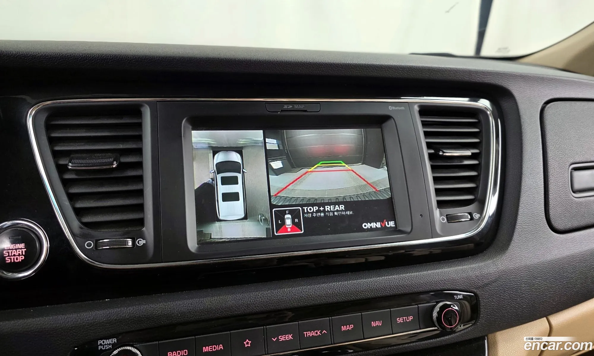 Kia Carnival 2018 — 12
