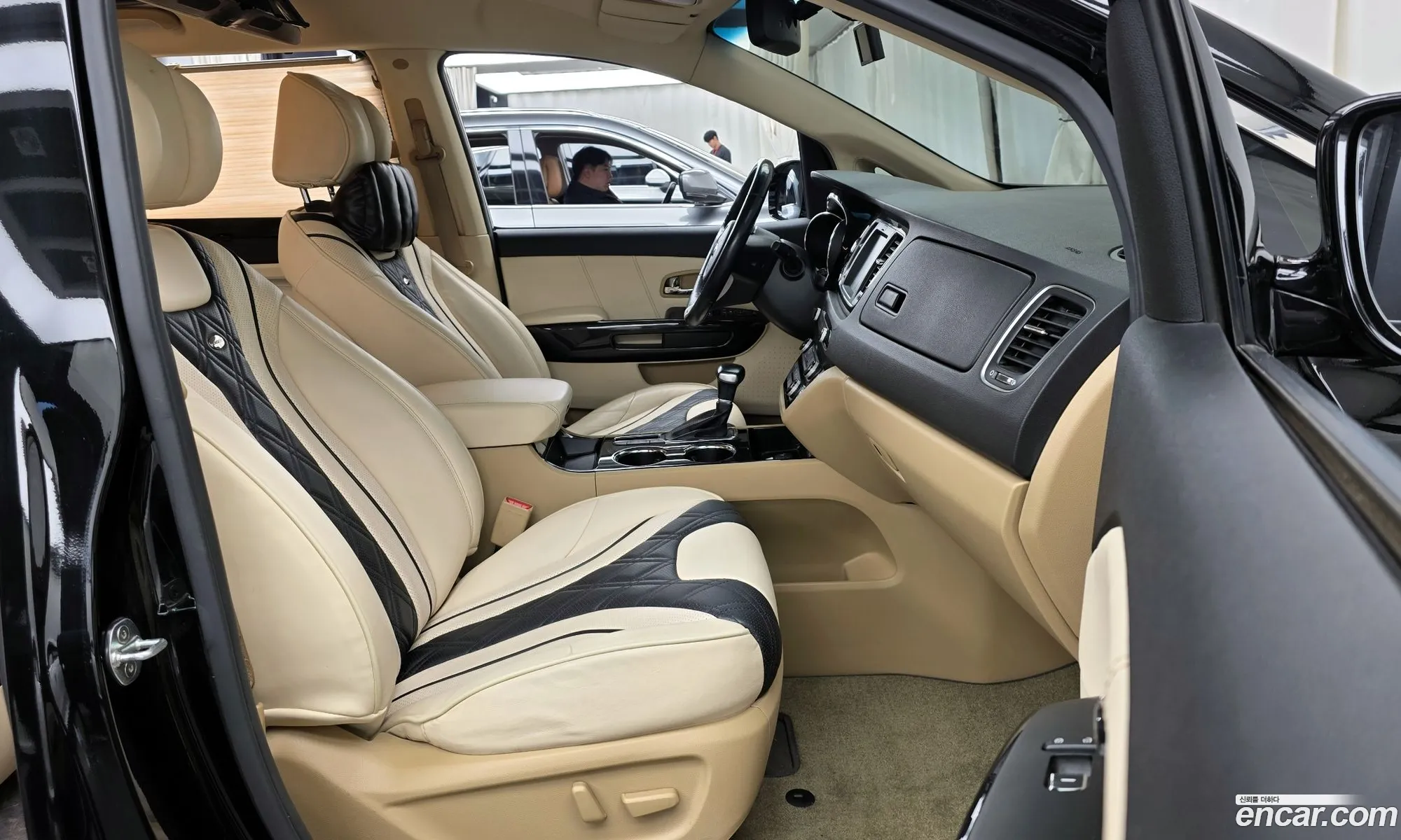 Kia Carnival 2018 — 9