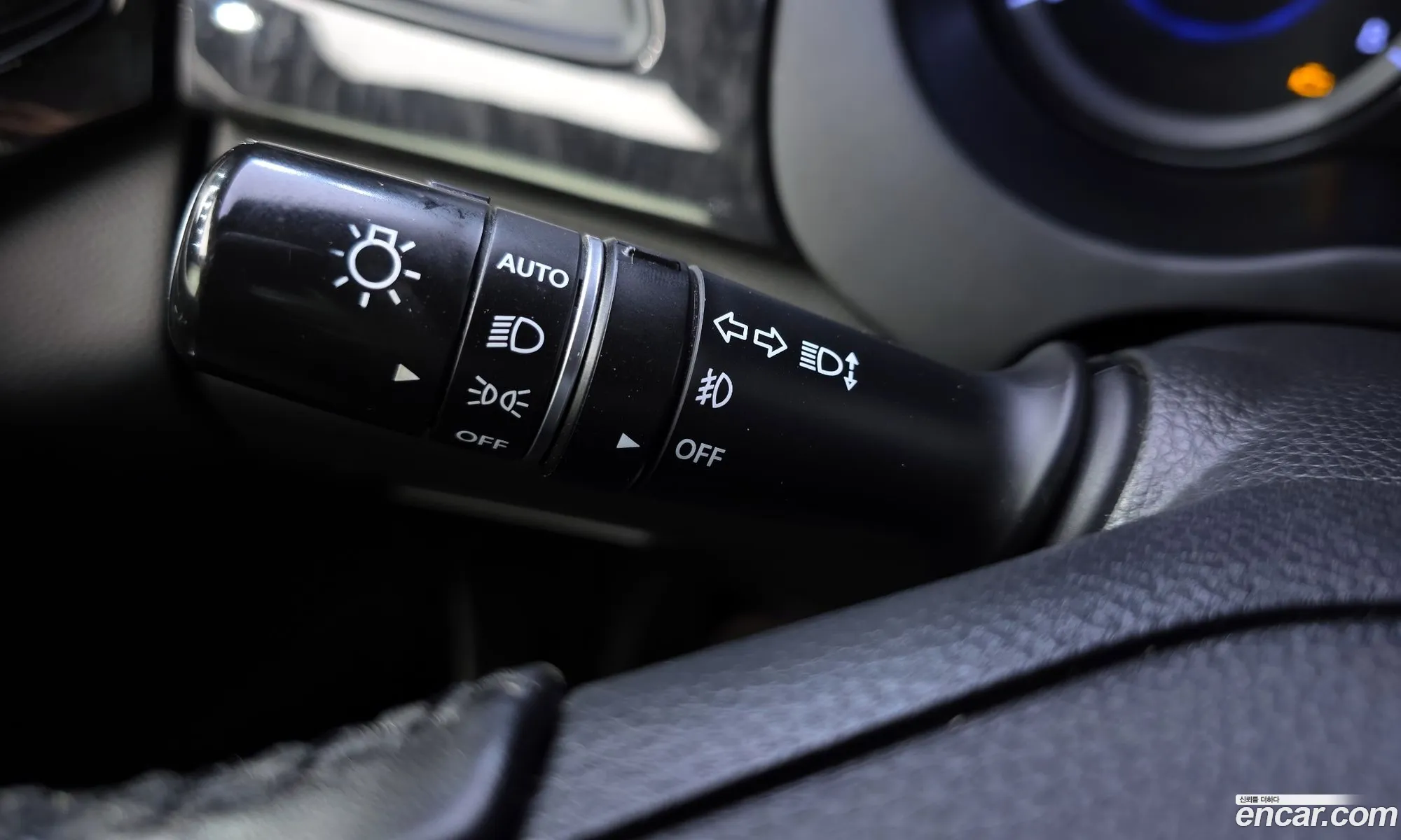 Hyundai Grandeur HG 2015 — 18