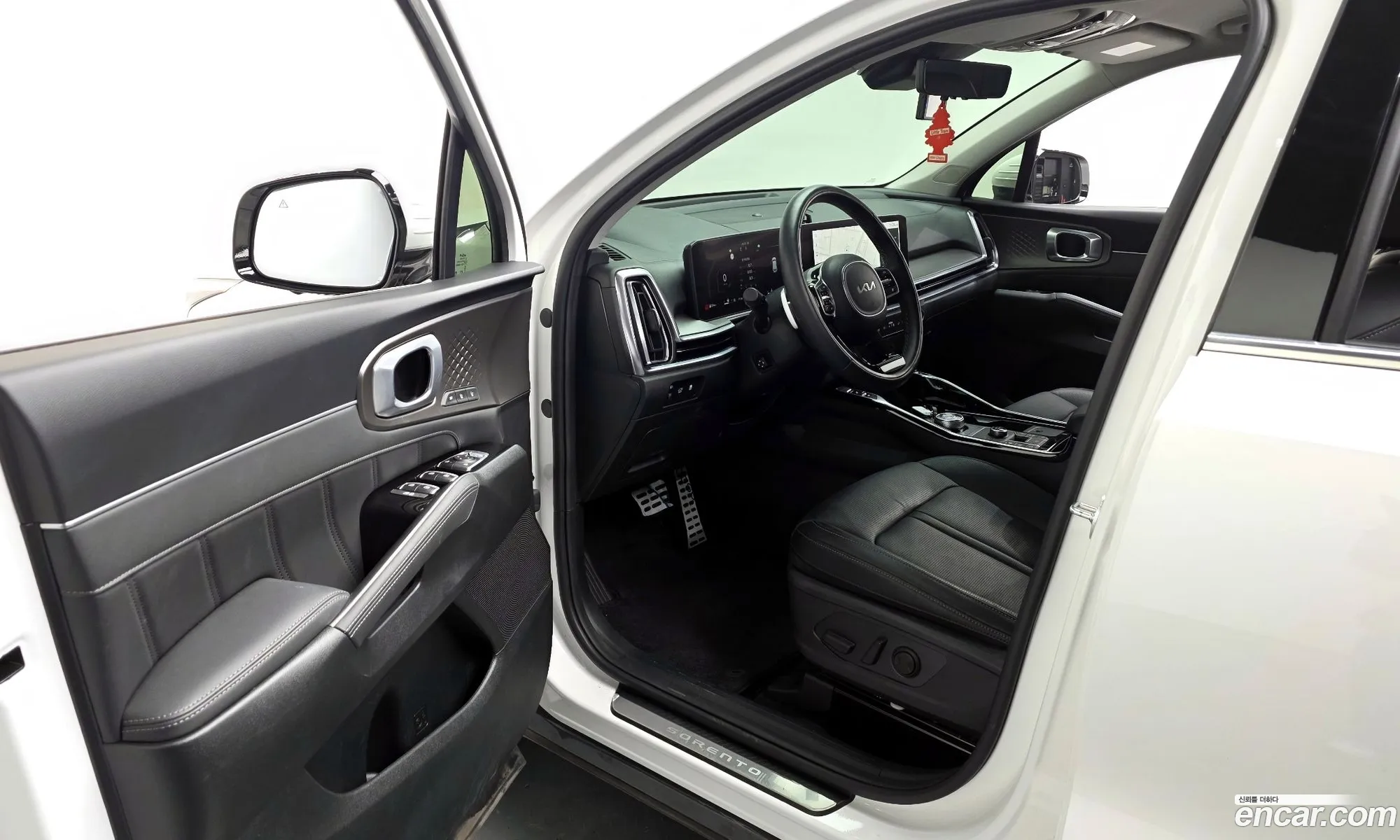 Kia Sorento 2024 — 16