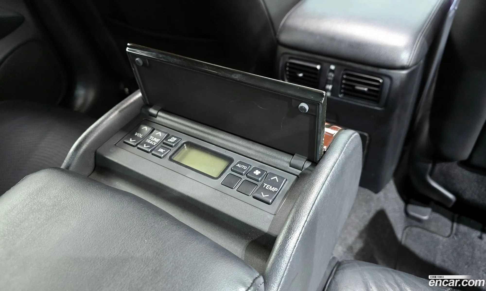 Infiniti Q70 2015 JNKBY11F0FM570011 — 7