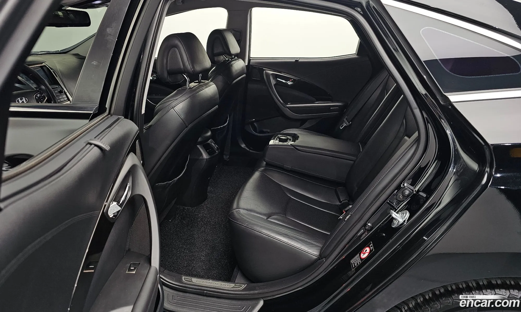 Hyundai Grandeur HG 2013 — 16