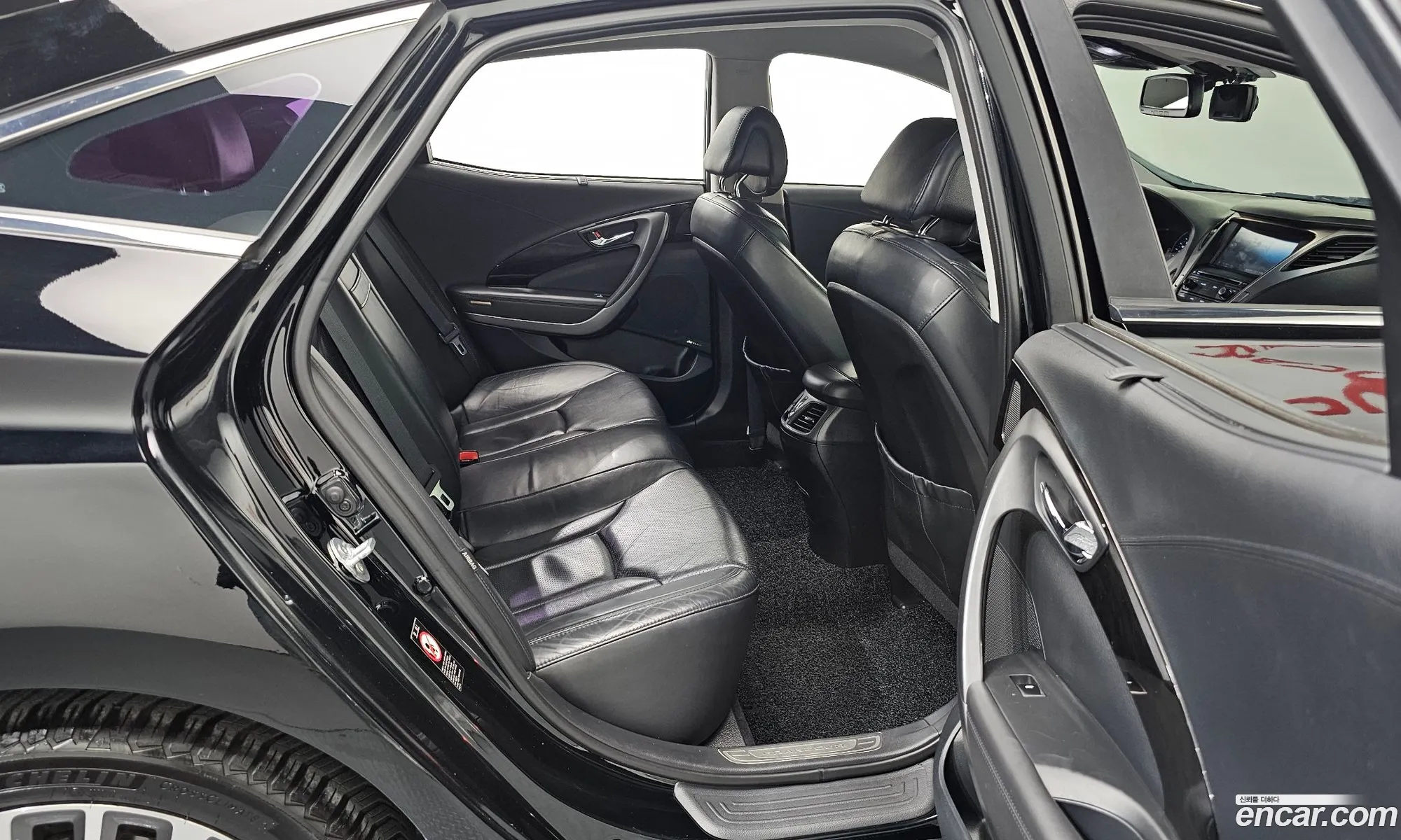 Hyundai Grandeur HG 2013 — 18